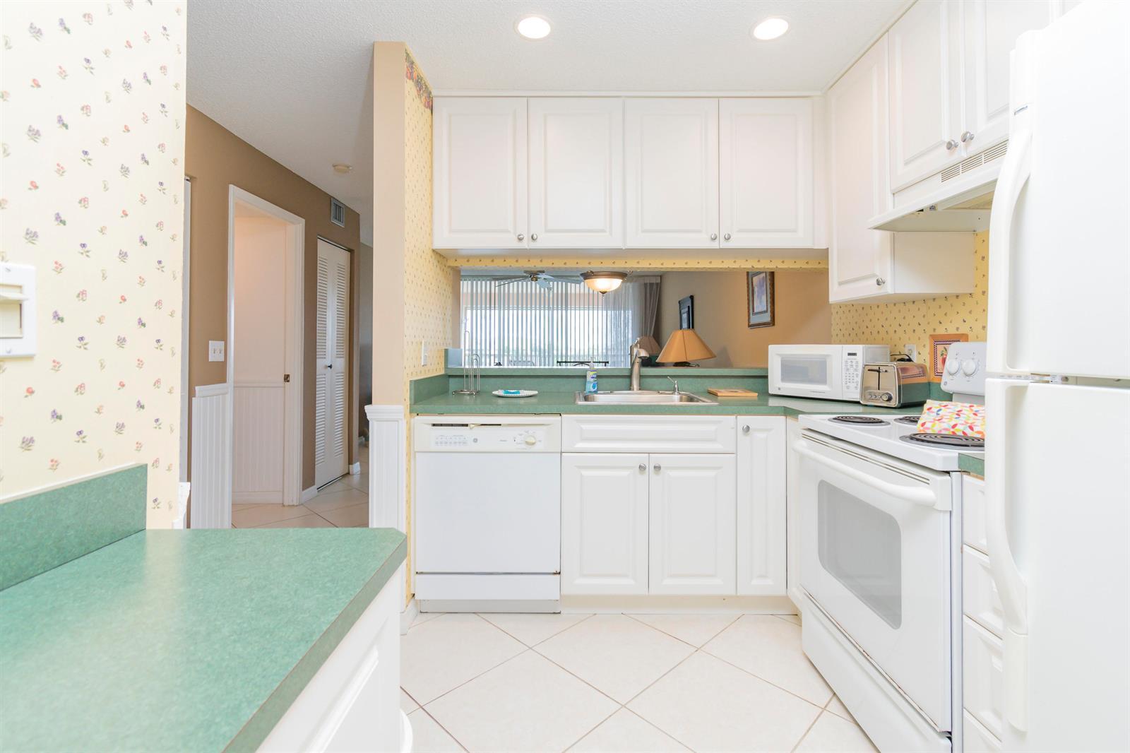 353 S Us Hwy 1 # F407, Jupiter FL 33477 photo 4