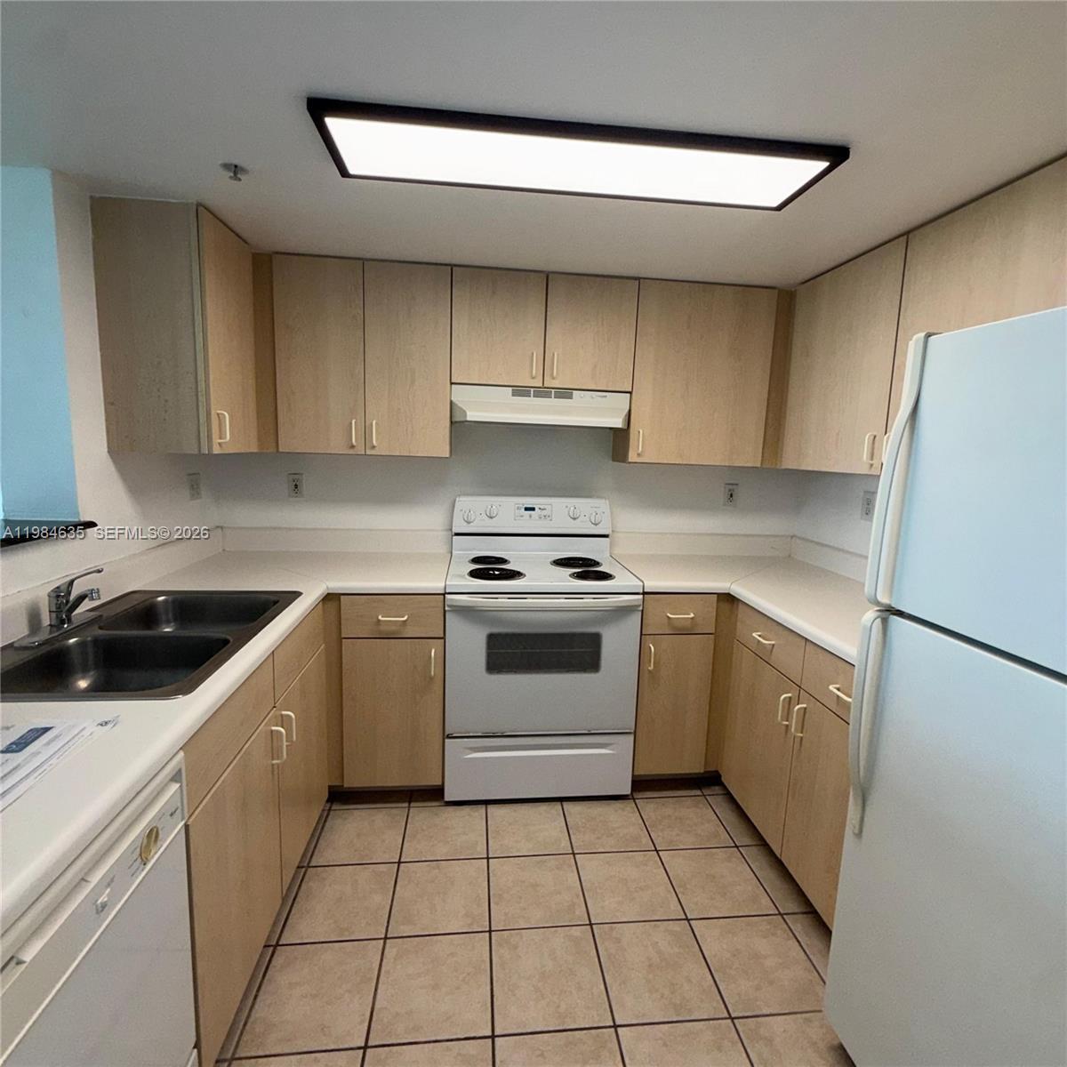 Miami, FL 33145 photo 5
