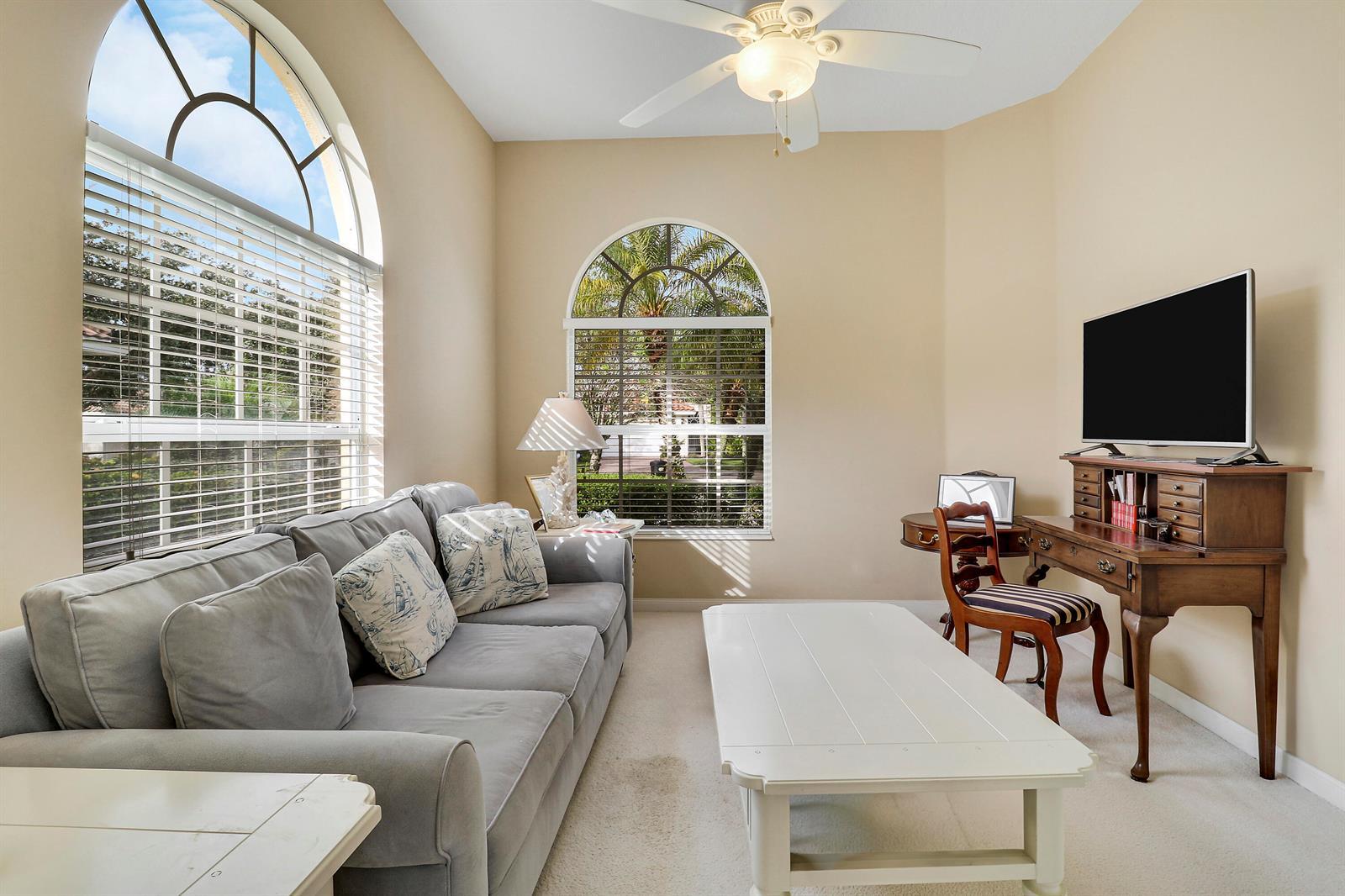 8337 SE Angelina Court, Hobe Sound FL 33455 photo 5