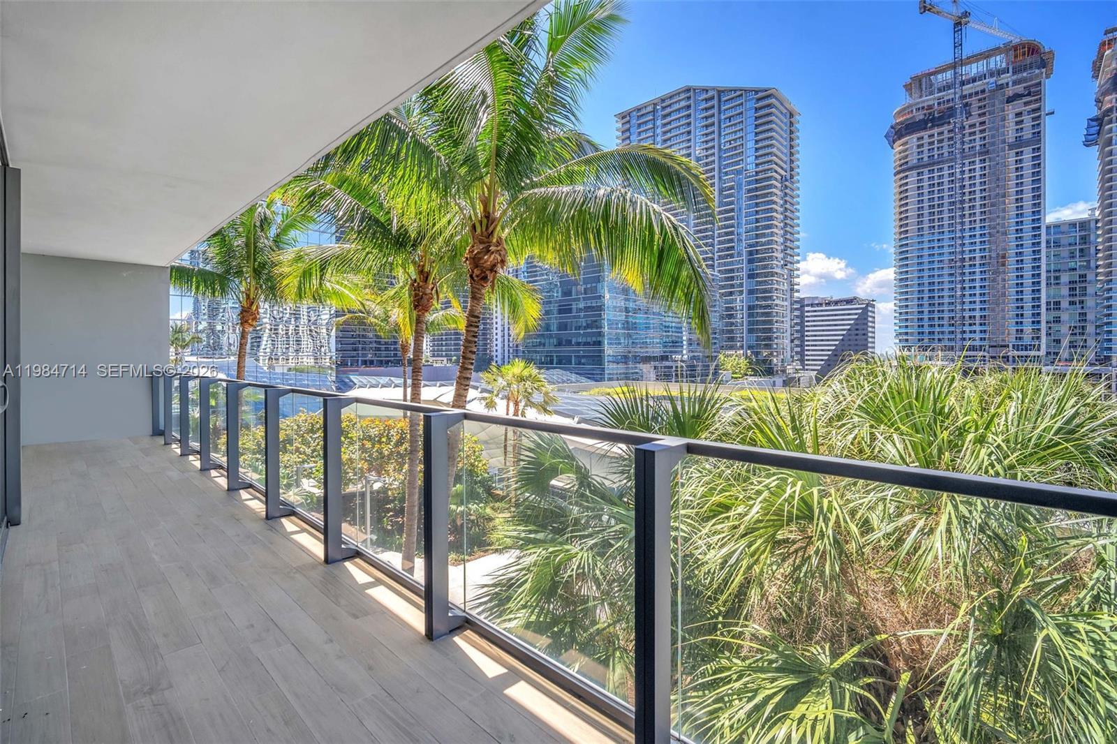 68 SE 6th St # 806, Miami FL 33131 photo 5