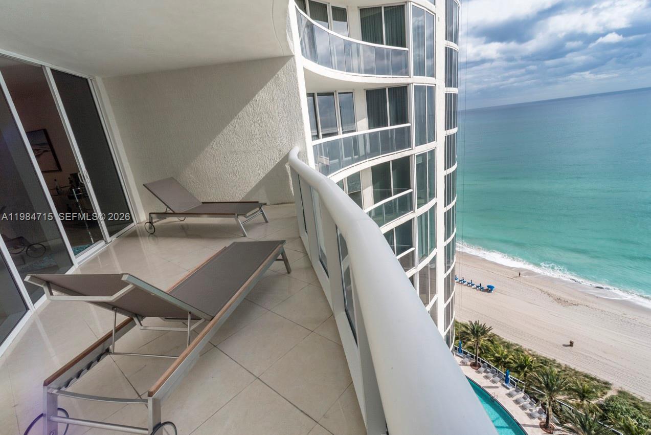 17201 Collins Ave # 2104, Sunny Isles Beach FL 33160