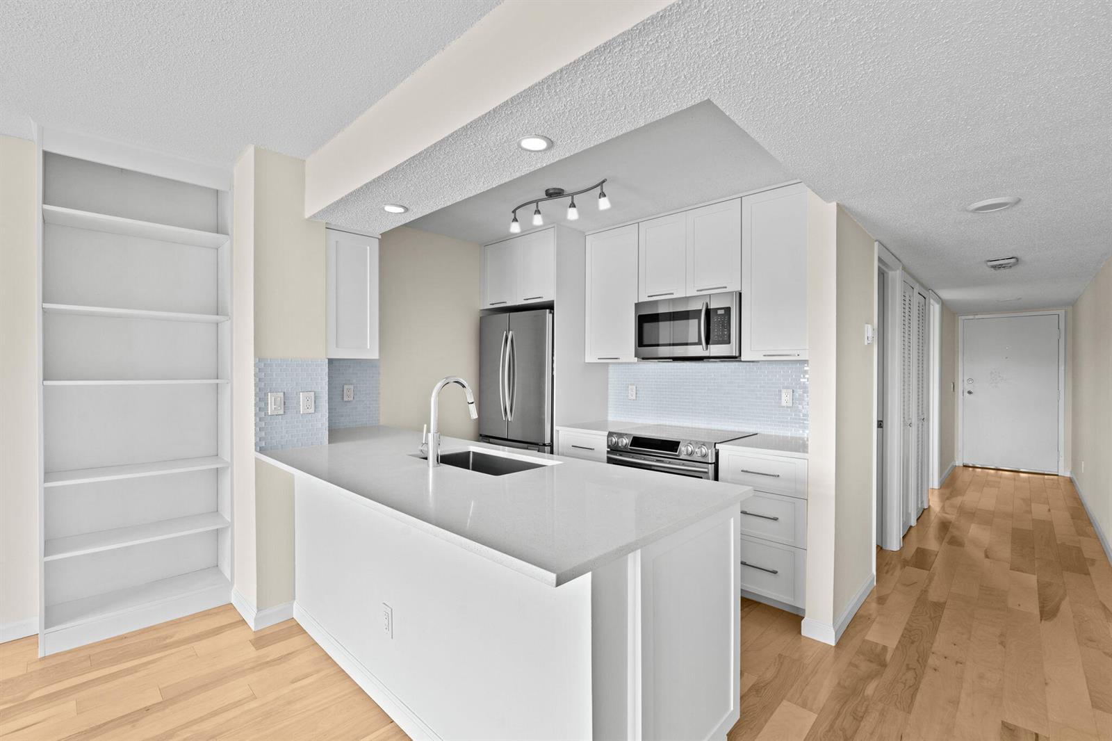 286 Cypress Point Drive, Palm Beach Gardens FL 33418