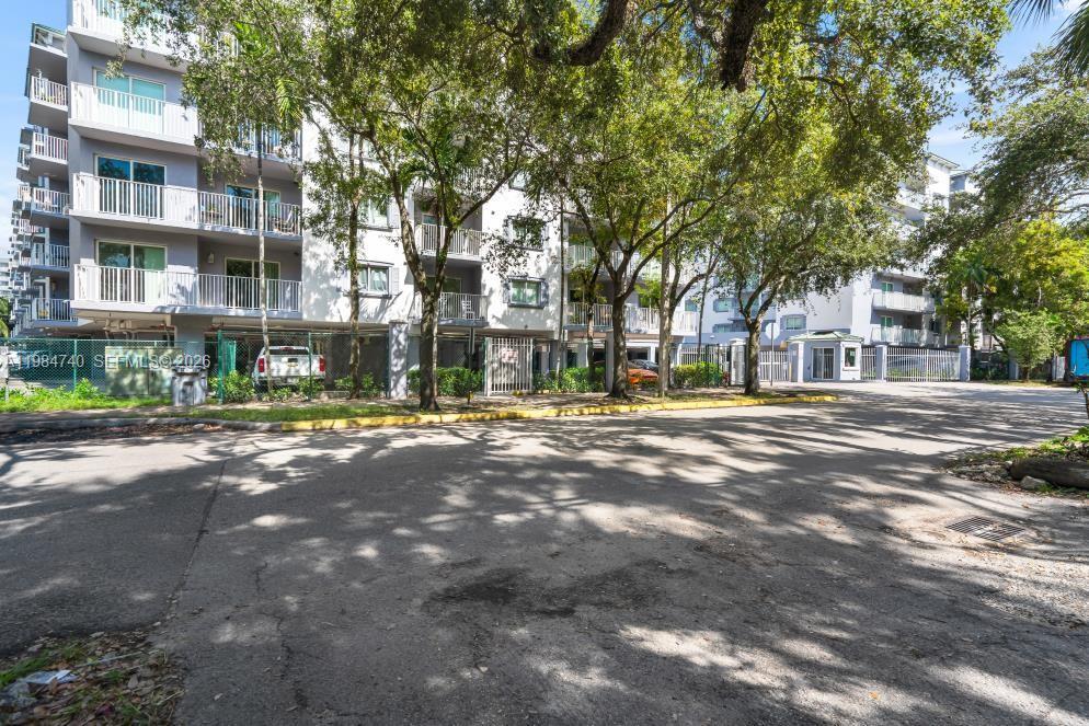 2475 NW 16th St Rd # 211, Miami FL 33125 photo 5