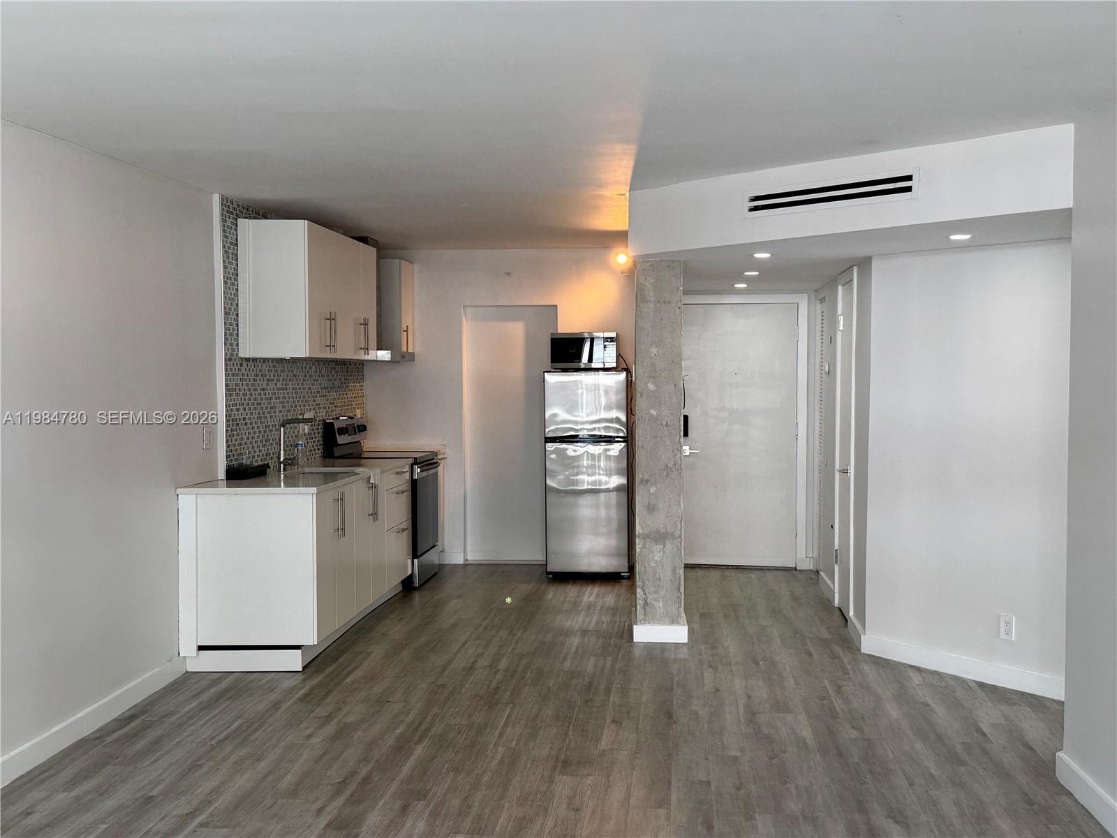 1825 S Ocean Dr # 305, Hallandale Beach FL 33009 photo 4
