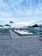 Hollywood, FL 33019 photo 2