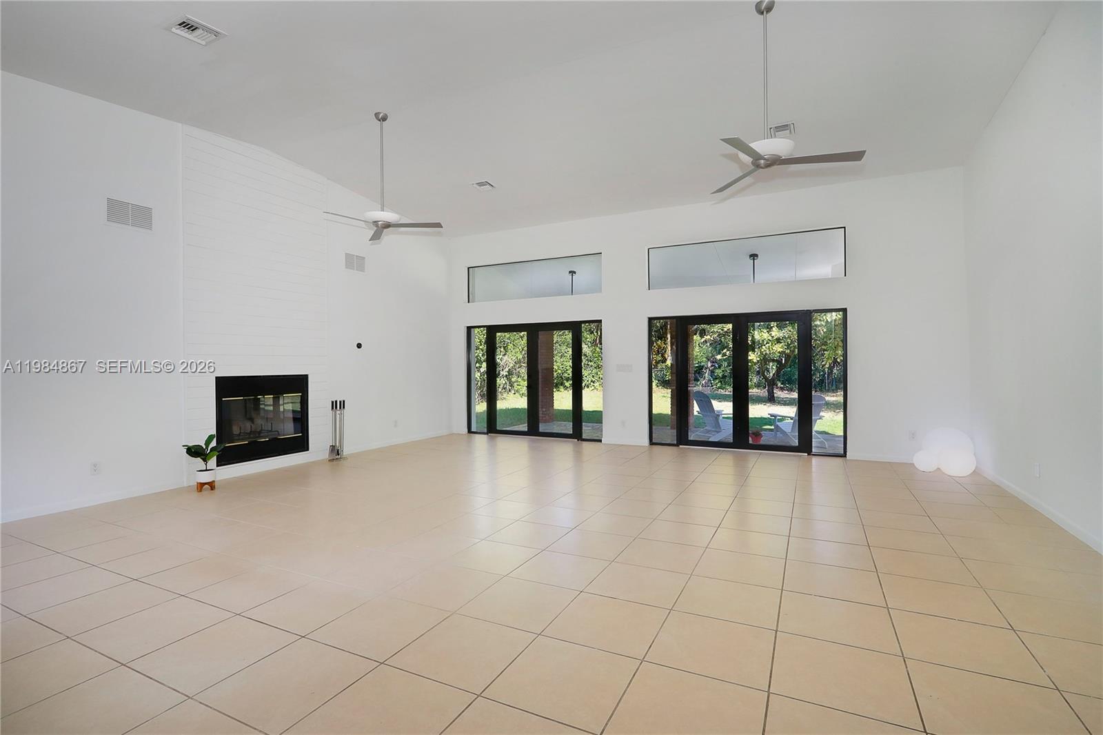 6841 SW 130th Ter, Pinecrest FL 33156 photo 2