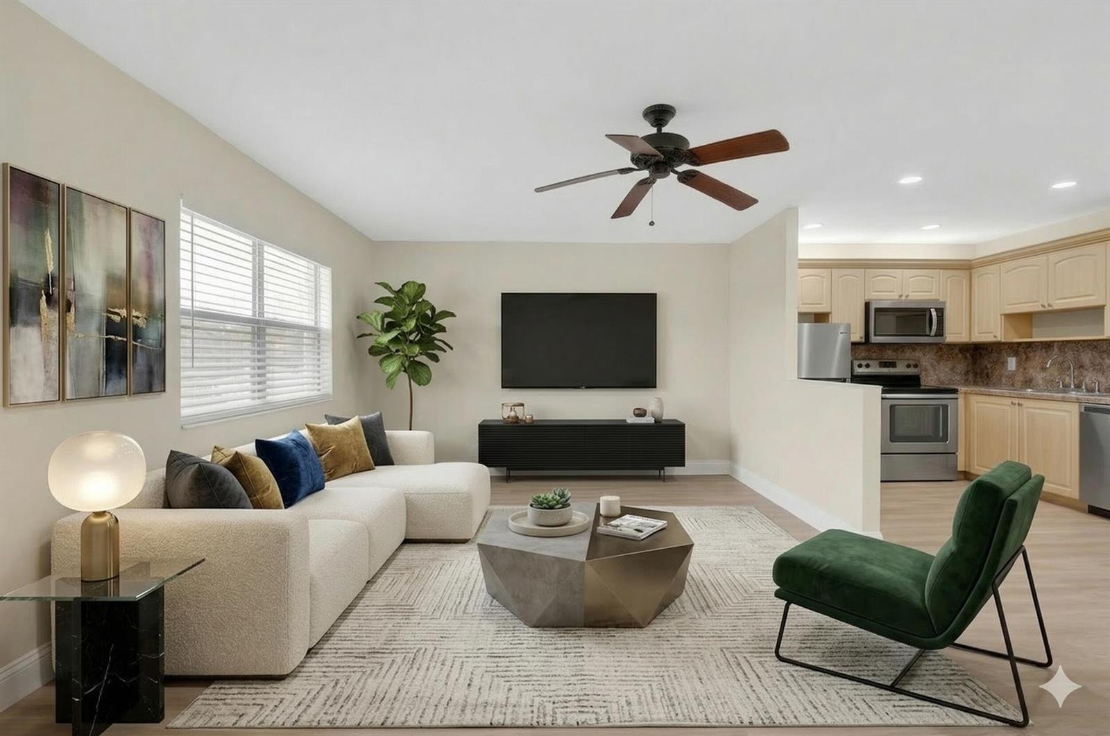 158 Valencia G, Delray Beach FL 33446