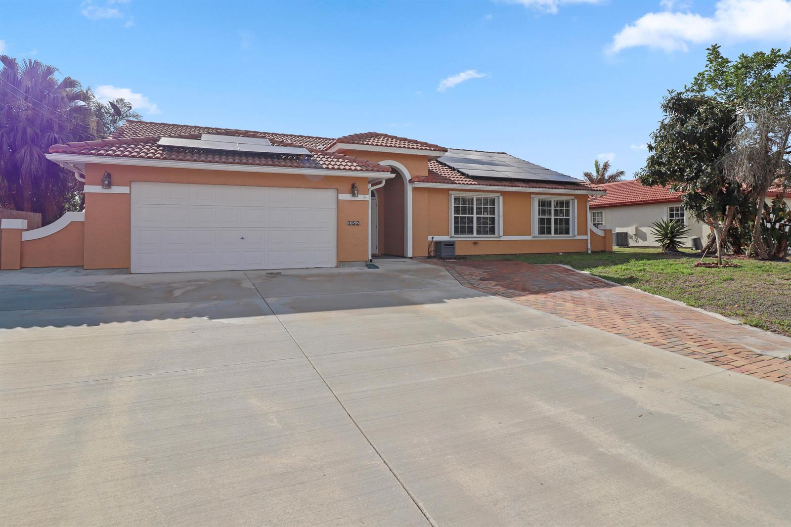 152 NE Twylite Terrace, Port St. Lucie FL 34983 photo 4