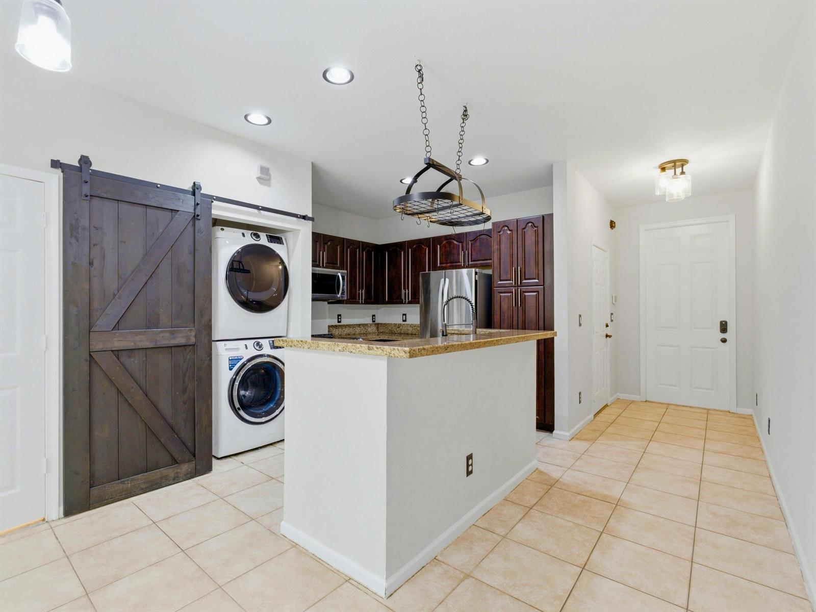 8772 Cypress Walk Court, Tamarac FL 33321 photo 5
