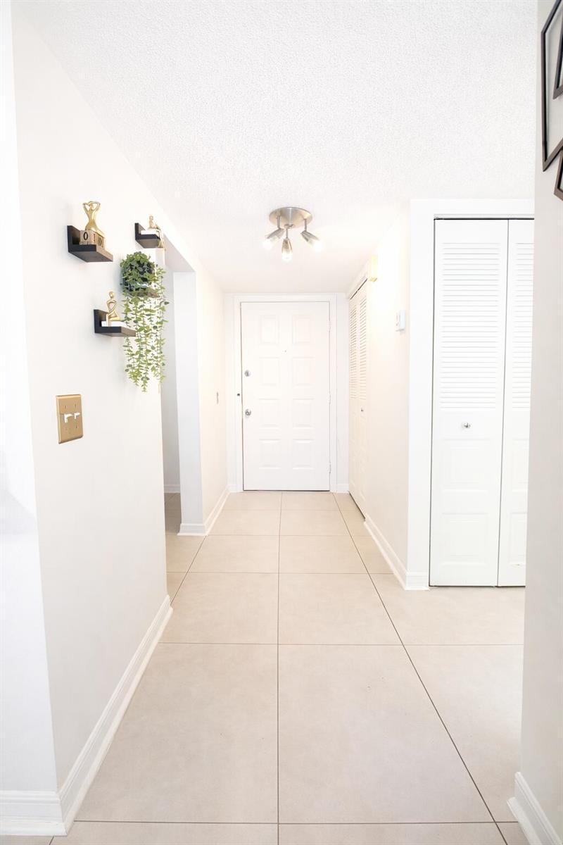 110 Lake Emerald Drive # 405, Oakland Park FL 33309 photo 3