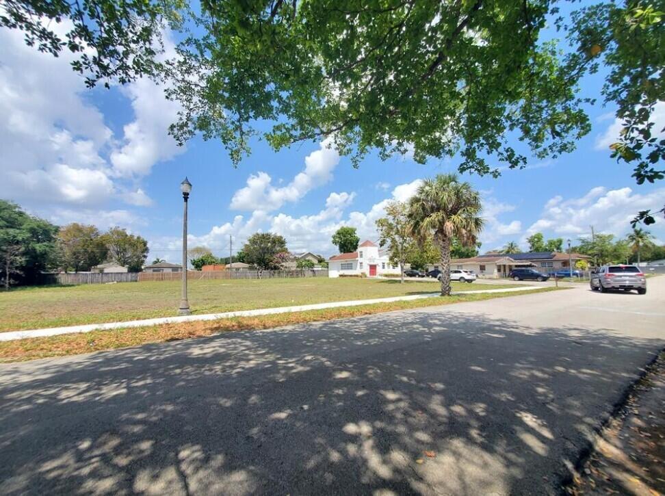 _ SW 56th Avenue, Davie FL 33314 photo 3