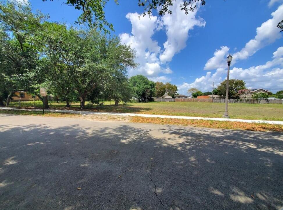 _ SW 56th Avenue, Davie FL 33314 photo 4