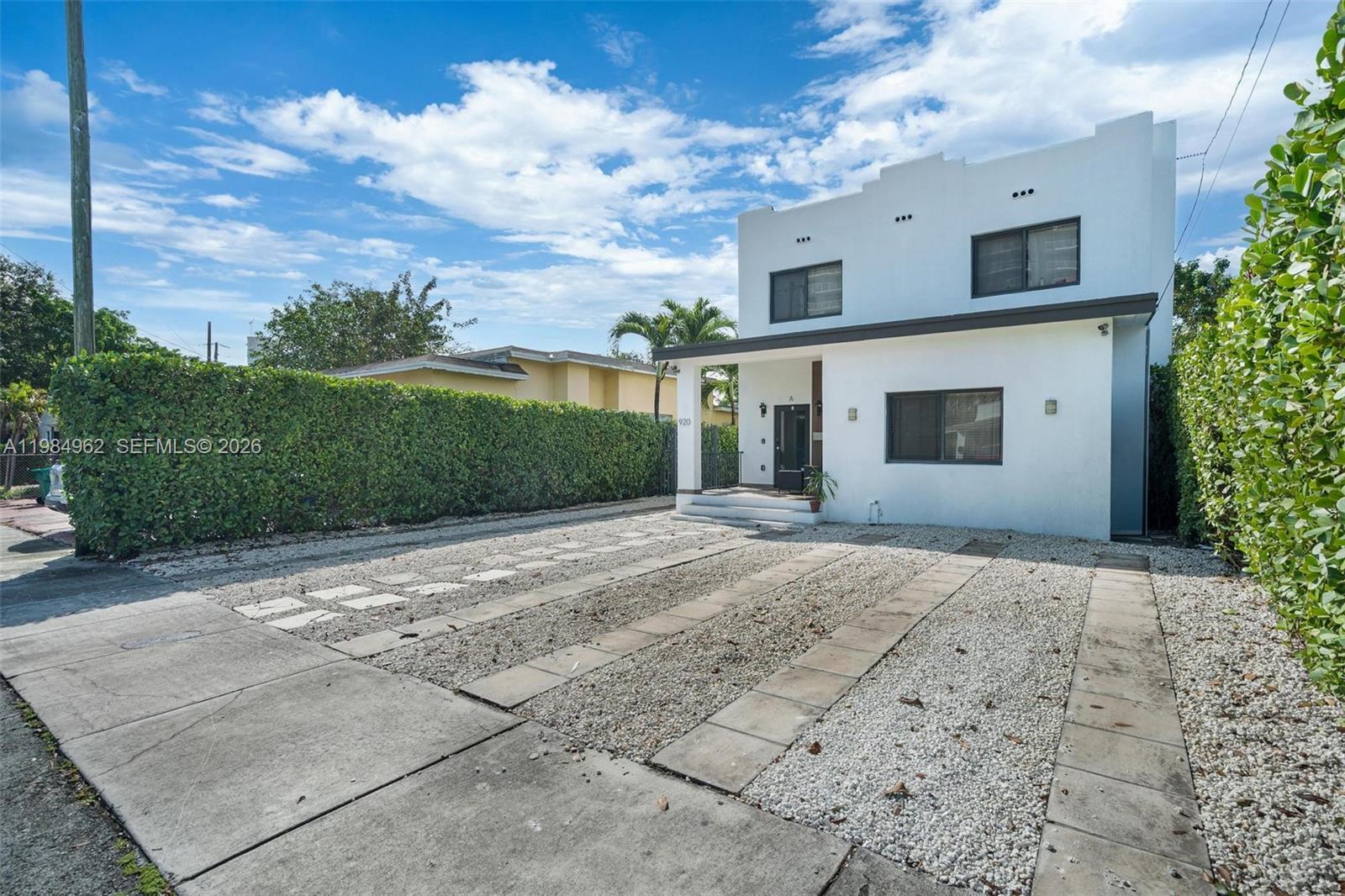 920 SW 9th St, Miami FL 33130 photo 5