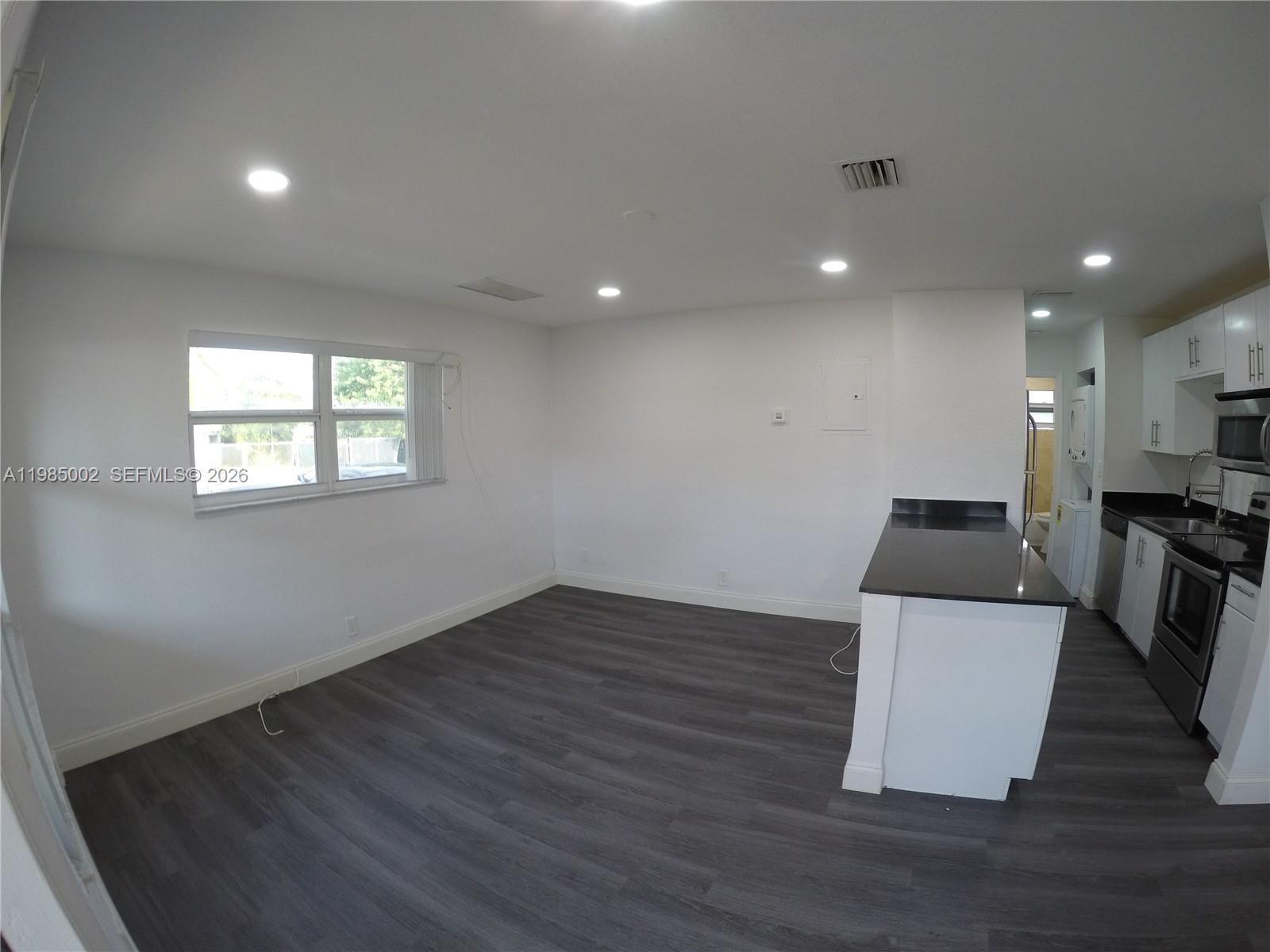 1204 NE 5th Ter # 1, Fort Lauderdale FL 33304 photo 4