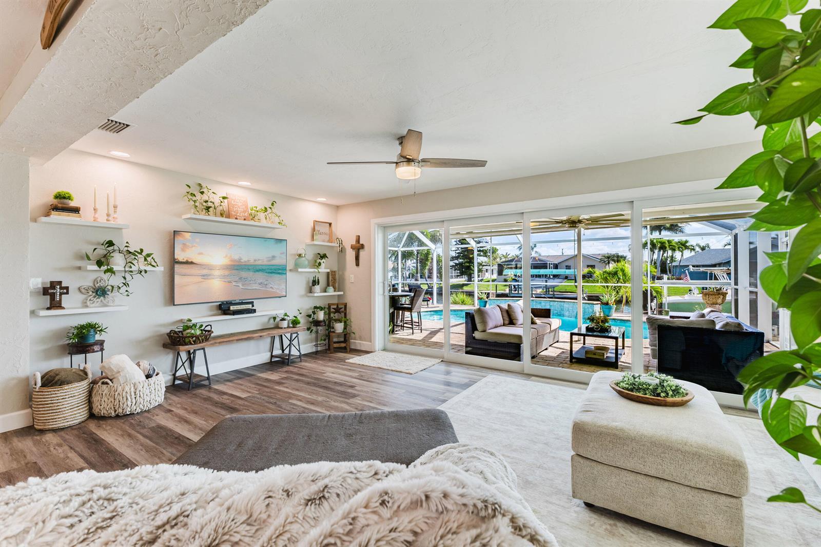 3517 SE 1st Avenue, Cape Coral FL 33904 photo 4