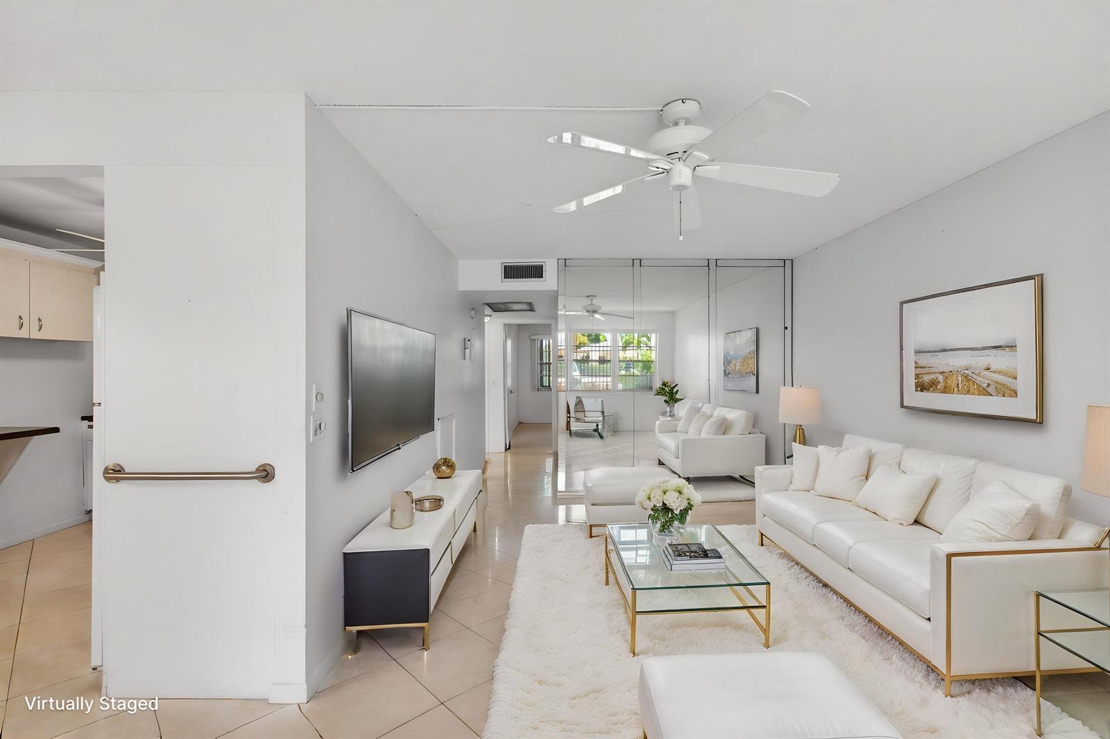 1009 Hythe A, Boca Raton FL 33434 photo 3