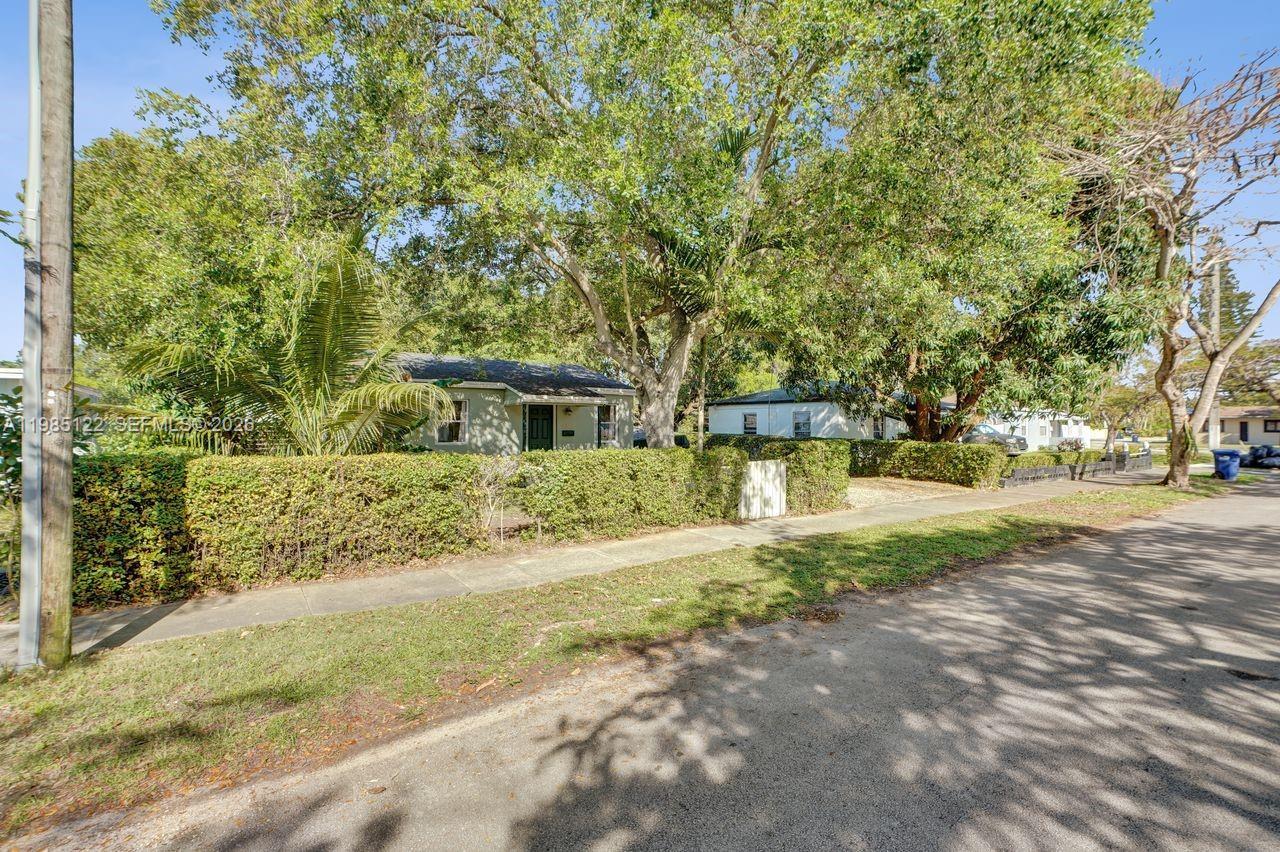 6420 SW 58th Pl, South Miami FL 33143 photo 4