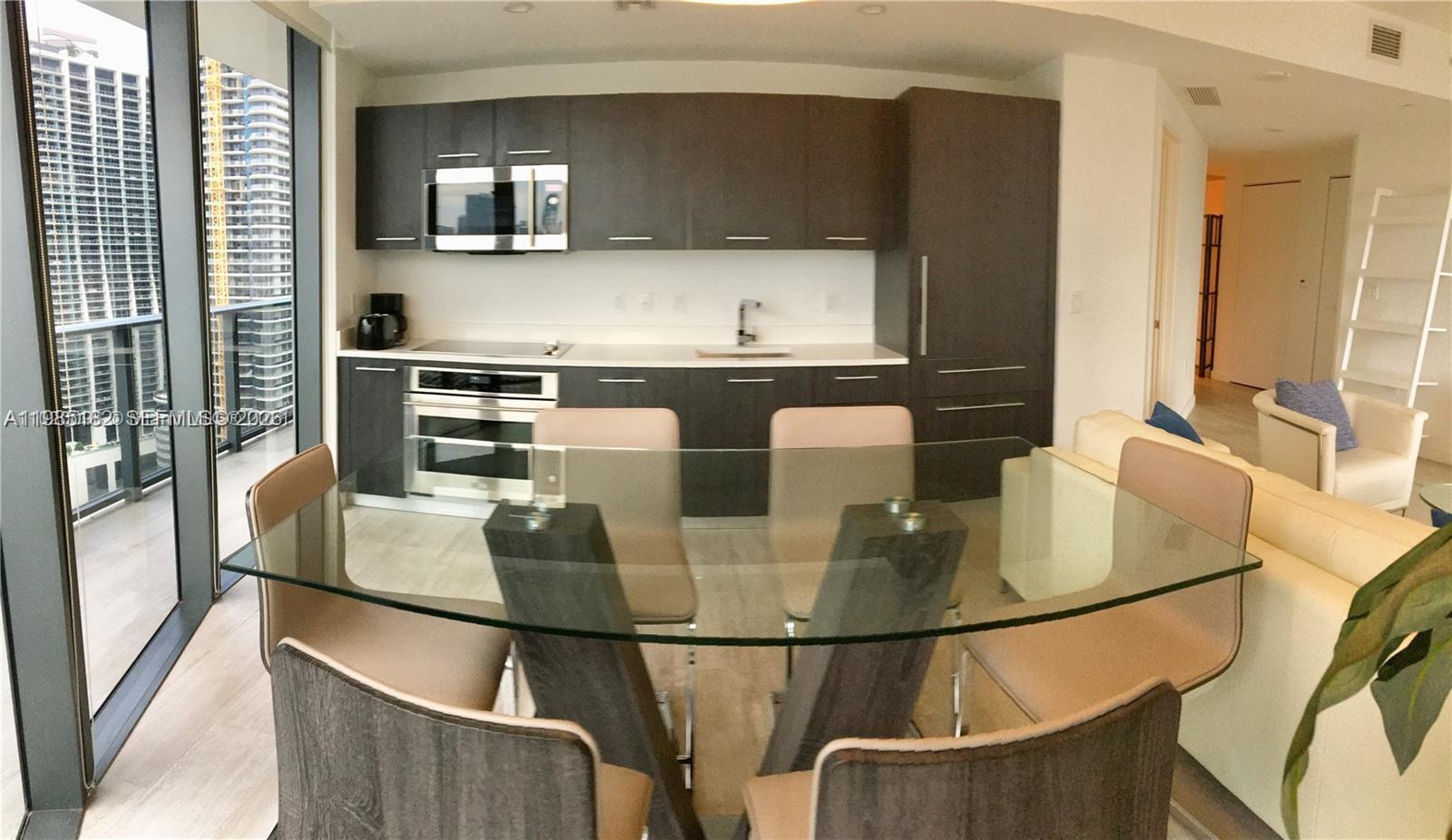 55 SW 9th St # 2901, Miami FL 33130 photo 4