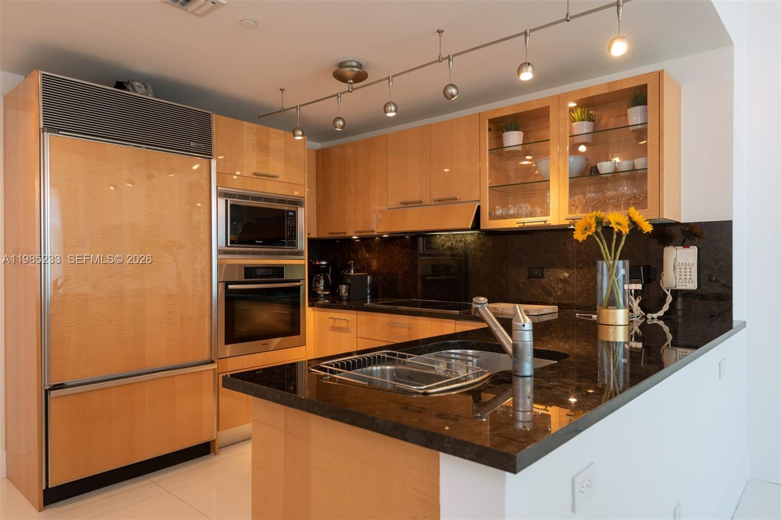 6799 Collins Ave # 906, Miami Beach FL 33141 photo 5
