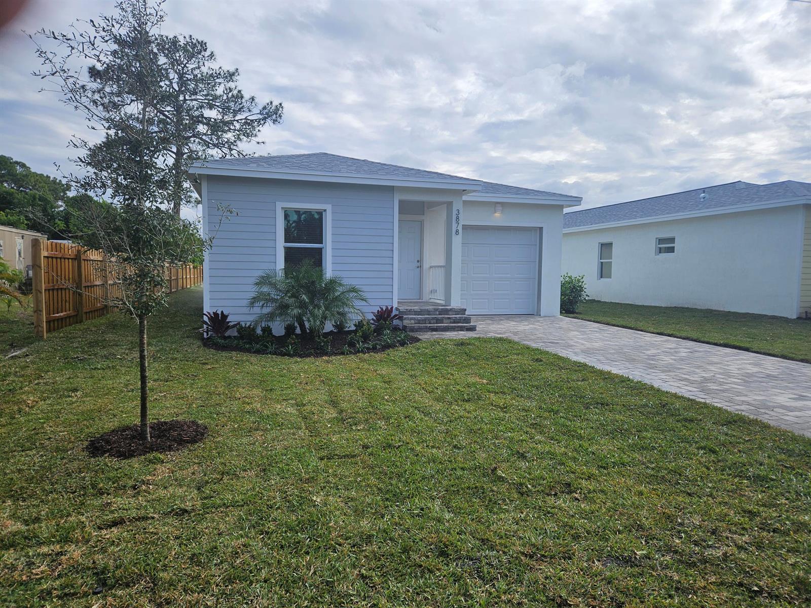 3848 SE Grant Street, Stuart FL 34997 photo 2