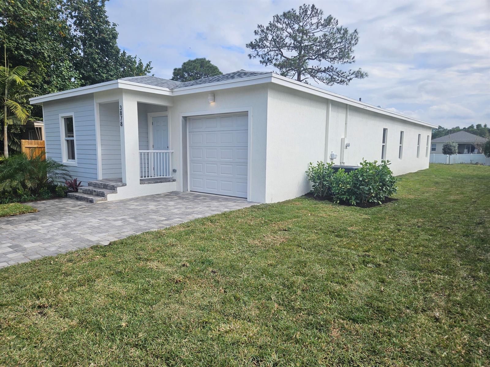 3848 SE Grant Street, Stuart FL 34997