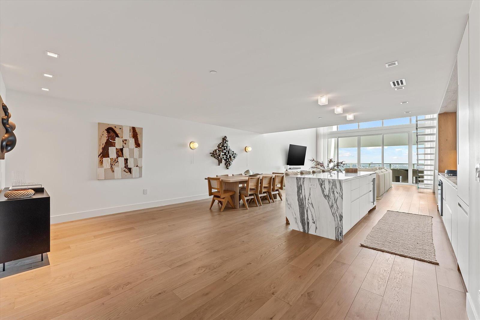 1040 Biscayne Boulevard # 4002, Miami FL 33132 photo 4