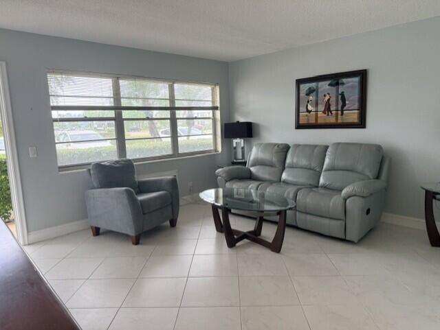 216 Berkshire K, West Palm Beach FL 33417 photo 4
