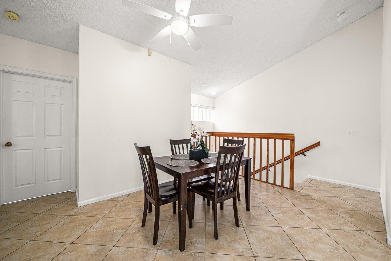 16 Via De Casas Sur # 204, Boynton Beach FL 33426 photo 5