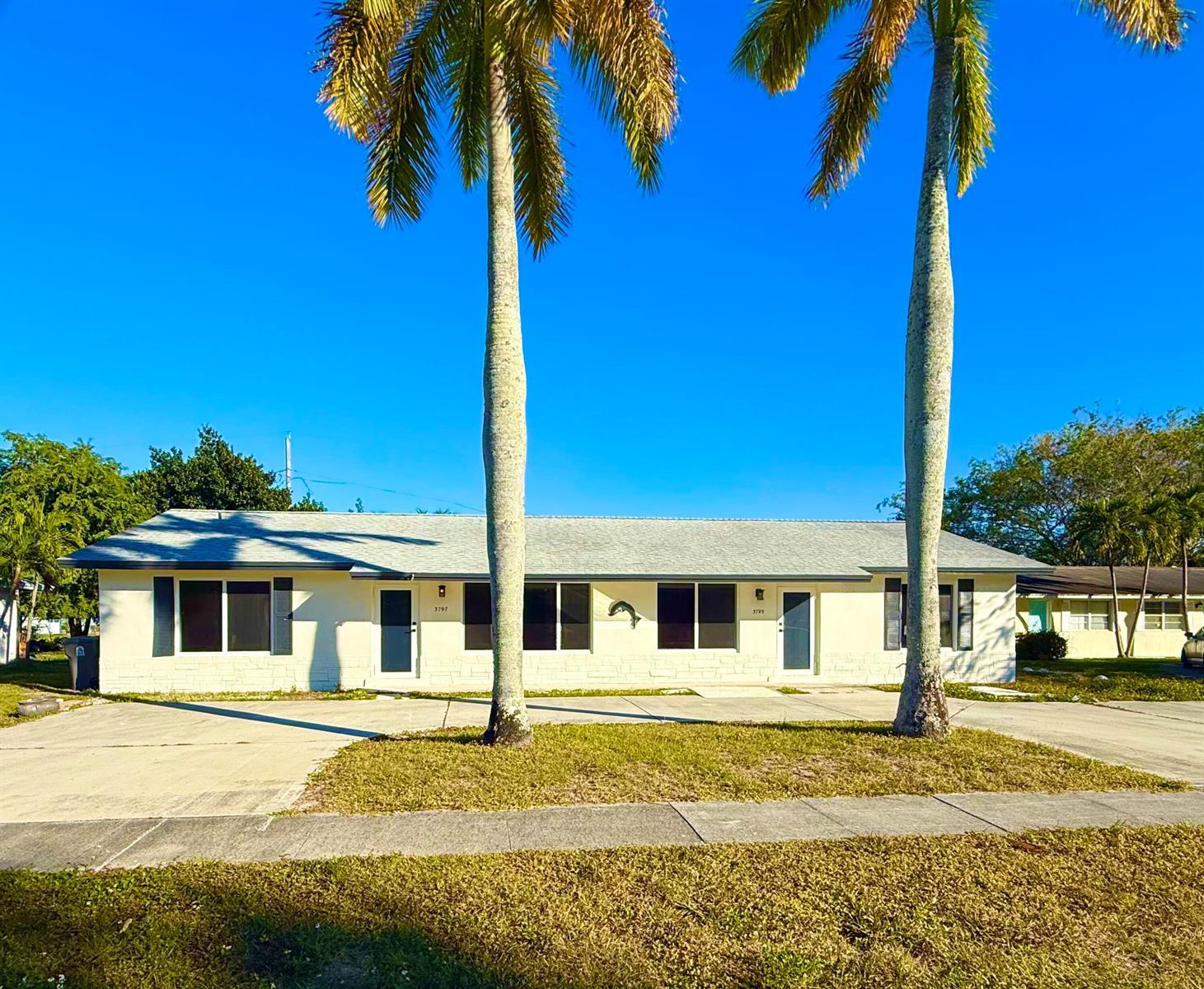 3797 E Roan Court, Palm Beach Gardens FL 33403