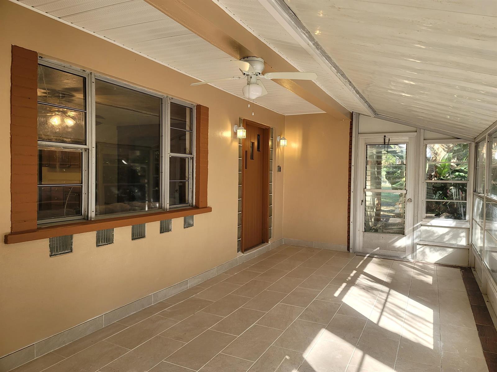 4362 W Midway Road, Fort Pierce FL 34981 photo 5