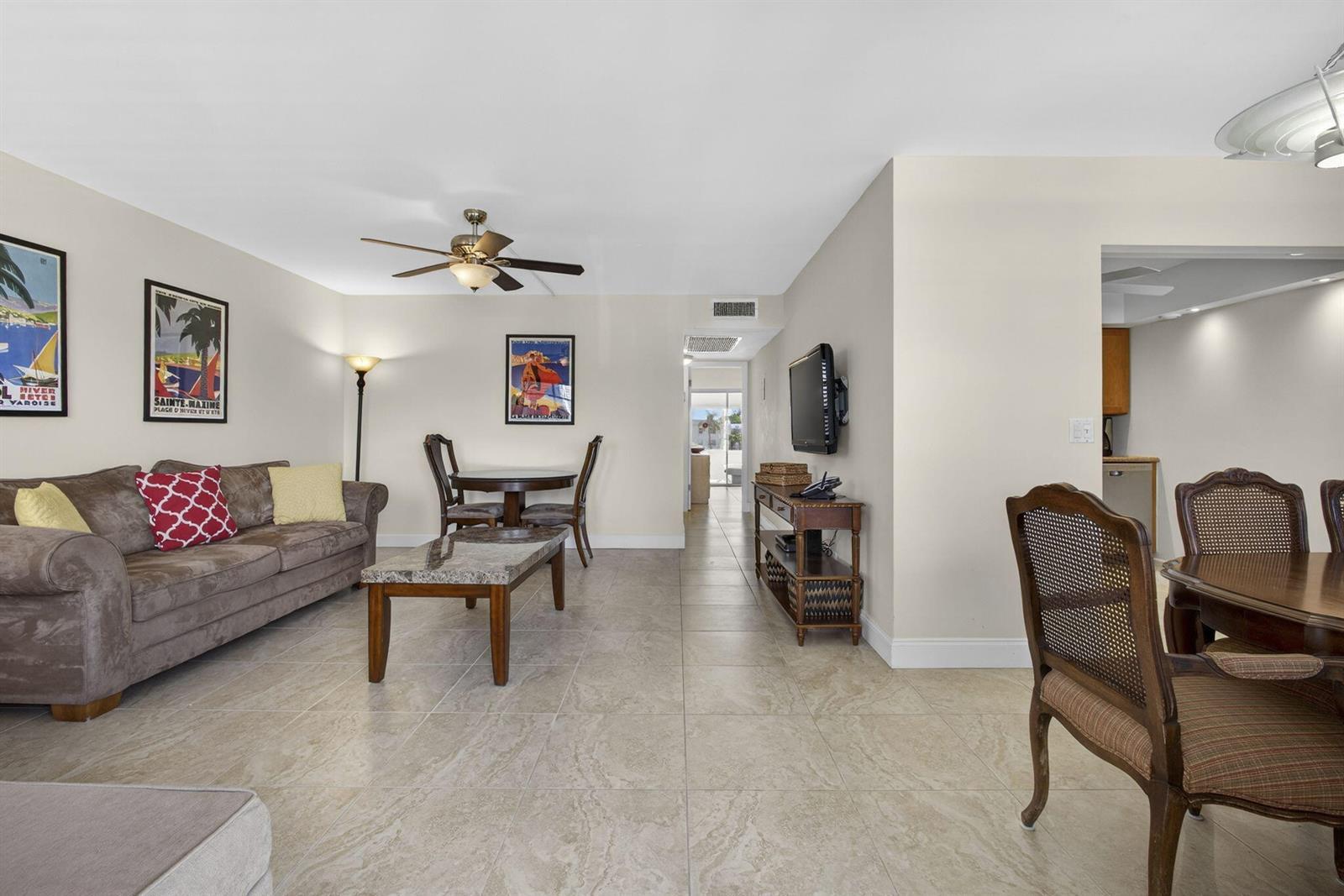 361 Wellington J, West Palm Beach FL 33417 photo 5