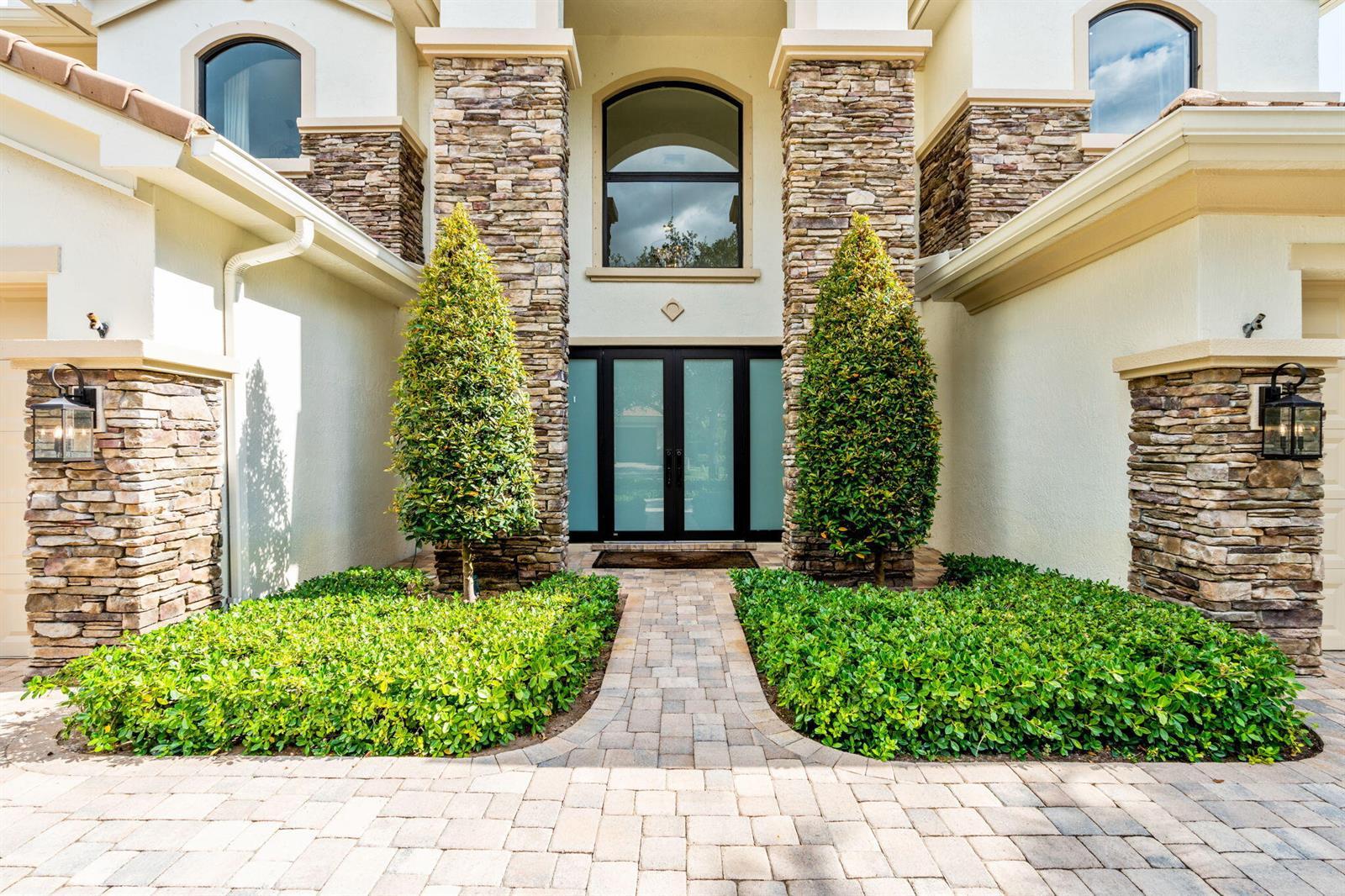 647 Edgebrook Lane, Royal Palm Beach FL 33411 photo 4