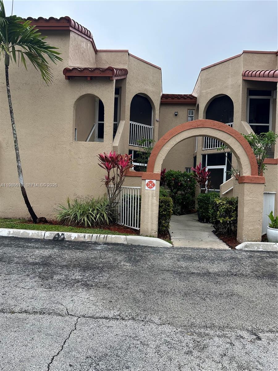 8657 SW 5th St # 205, Pembroke Pines FL 33025 photo 2