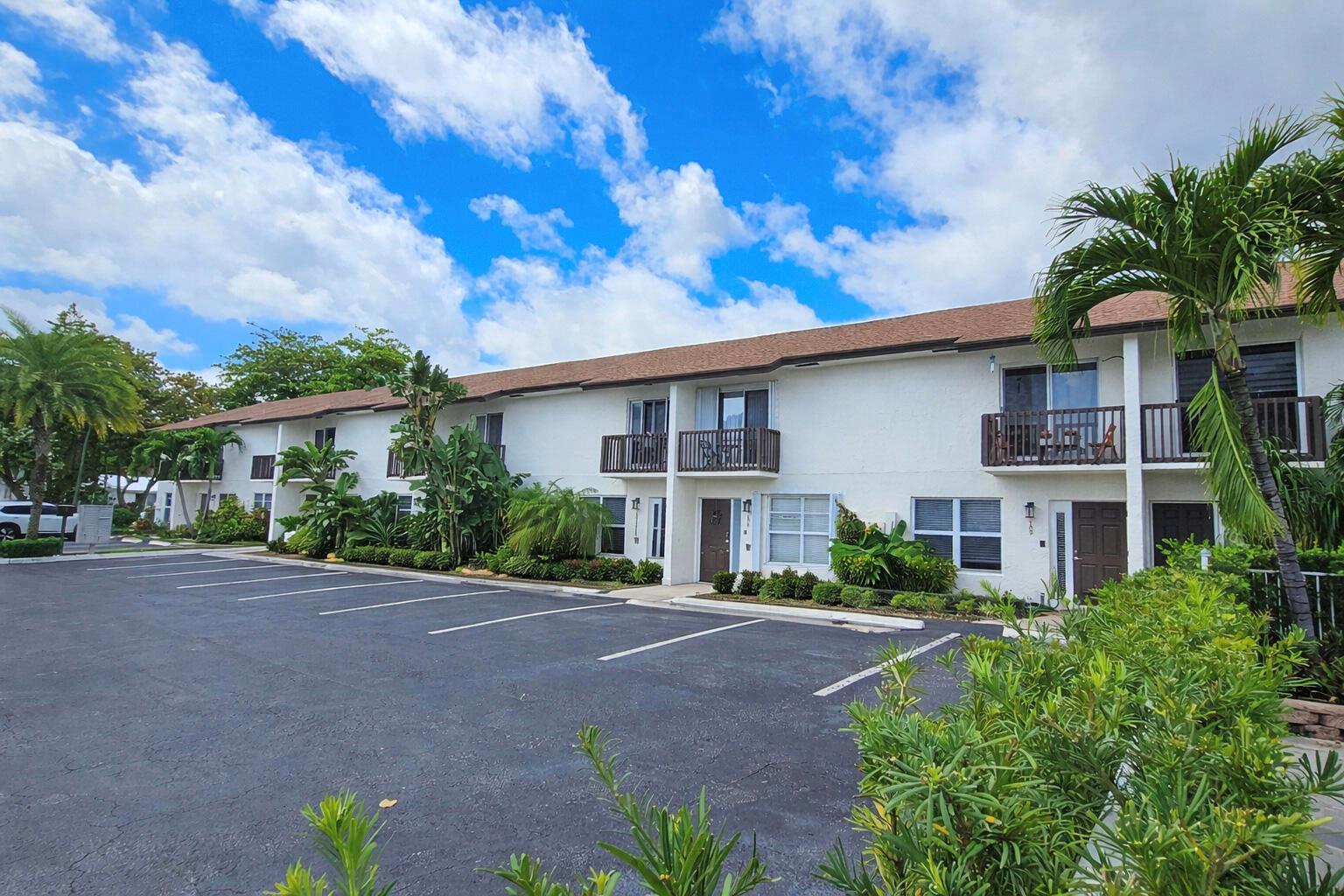 1917 NE 3rd Street # 109, Deerfield Beach FL 33441 photo 5