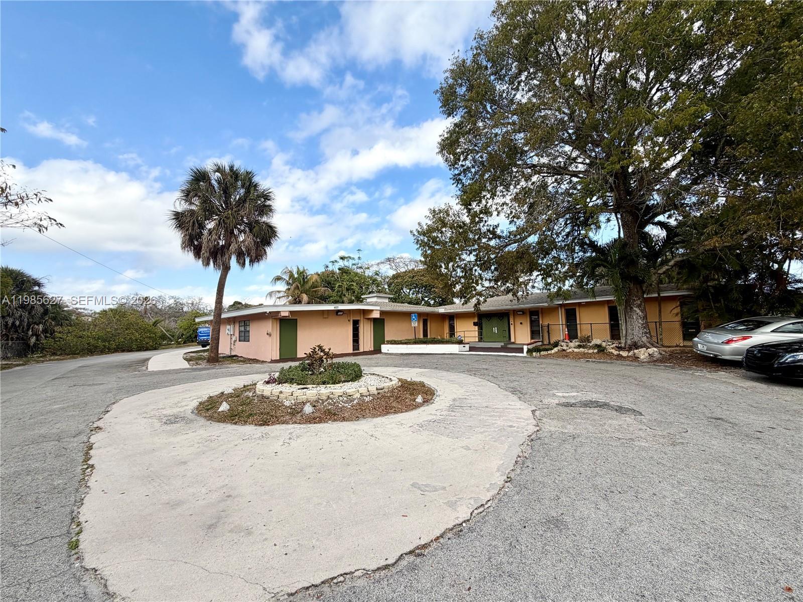 4537 W Broward Blvd, Plantation FL 33317 photo 4