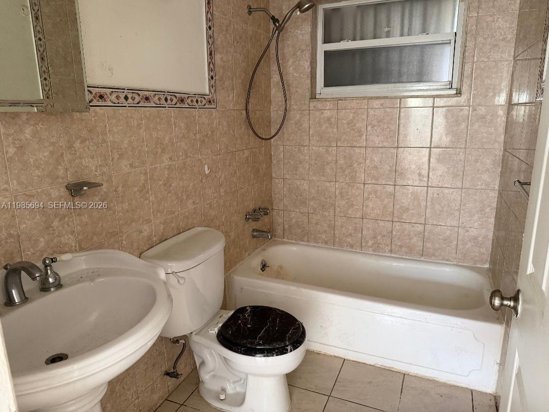 2001 SW 100th Ave, Miramar FL 33025 photo 3