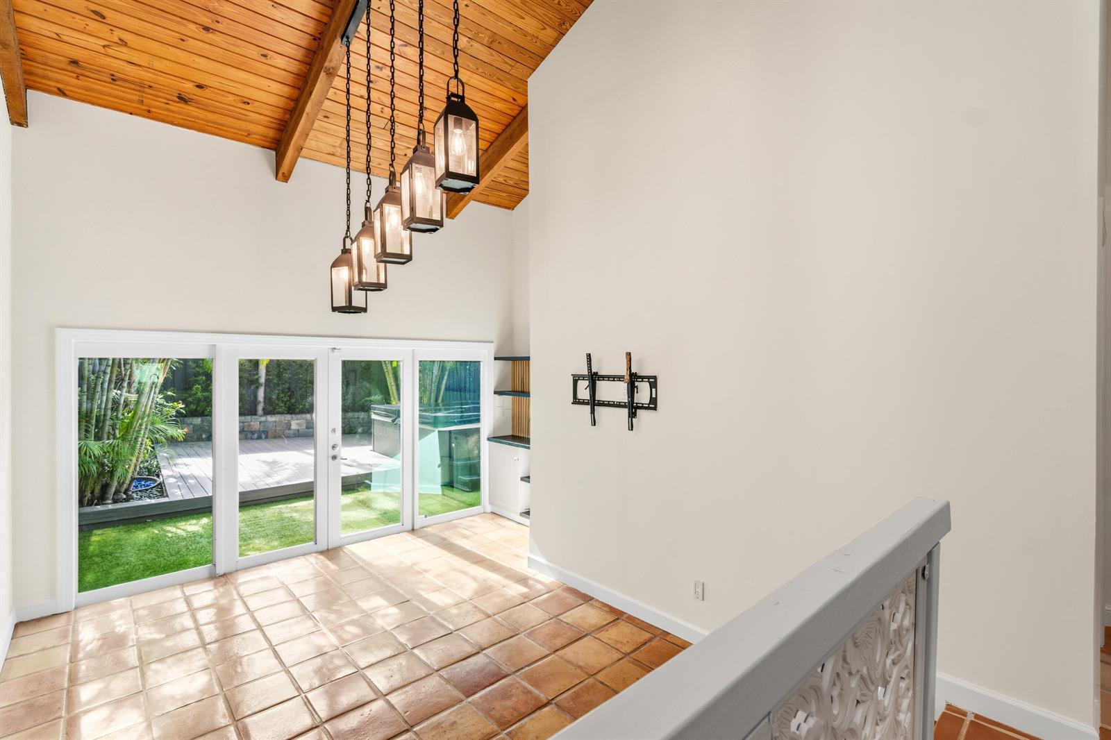 228 NE 16th Terrace, Fort Lauderdale FL 33301