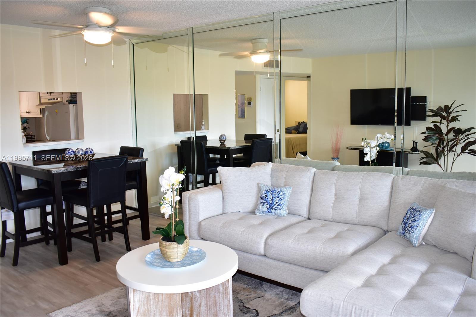 9621 Sunrise Lakes Blvd # 302, Sunrise FL 33322 photo 4