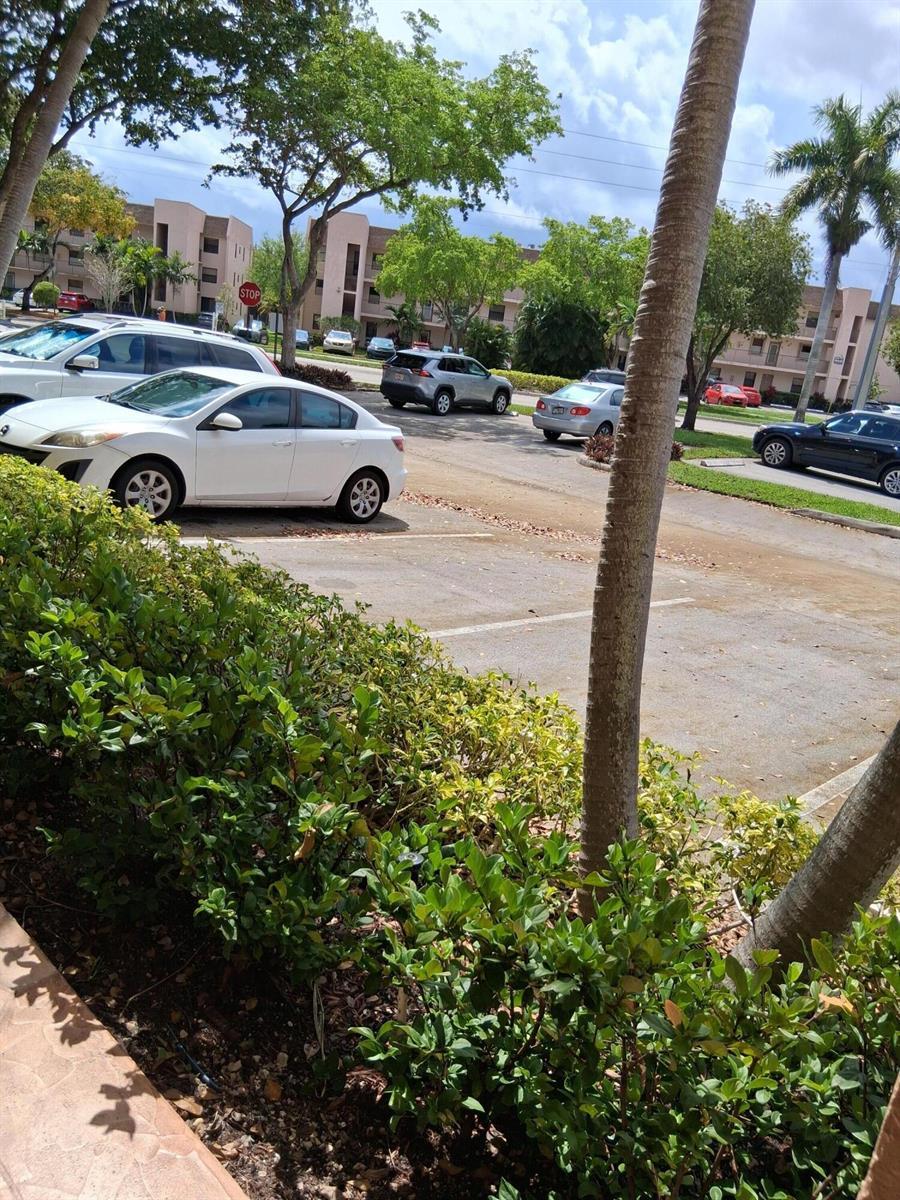 10303 Sunrise Lakes Boulevard # 103, Sunrise FL 33322 photo 2