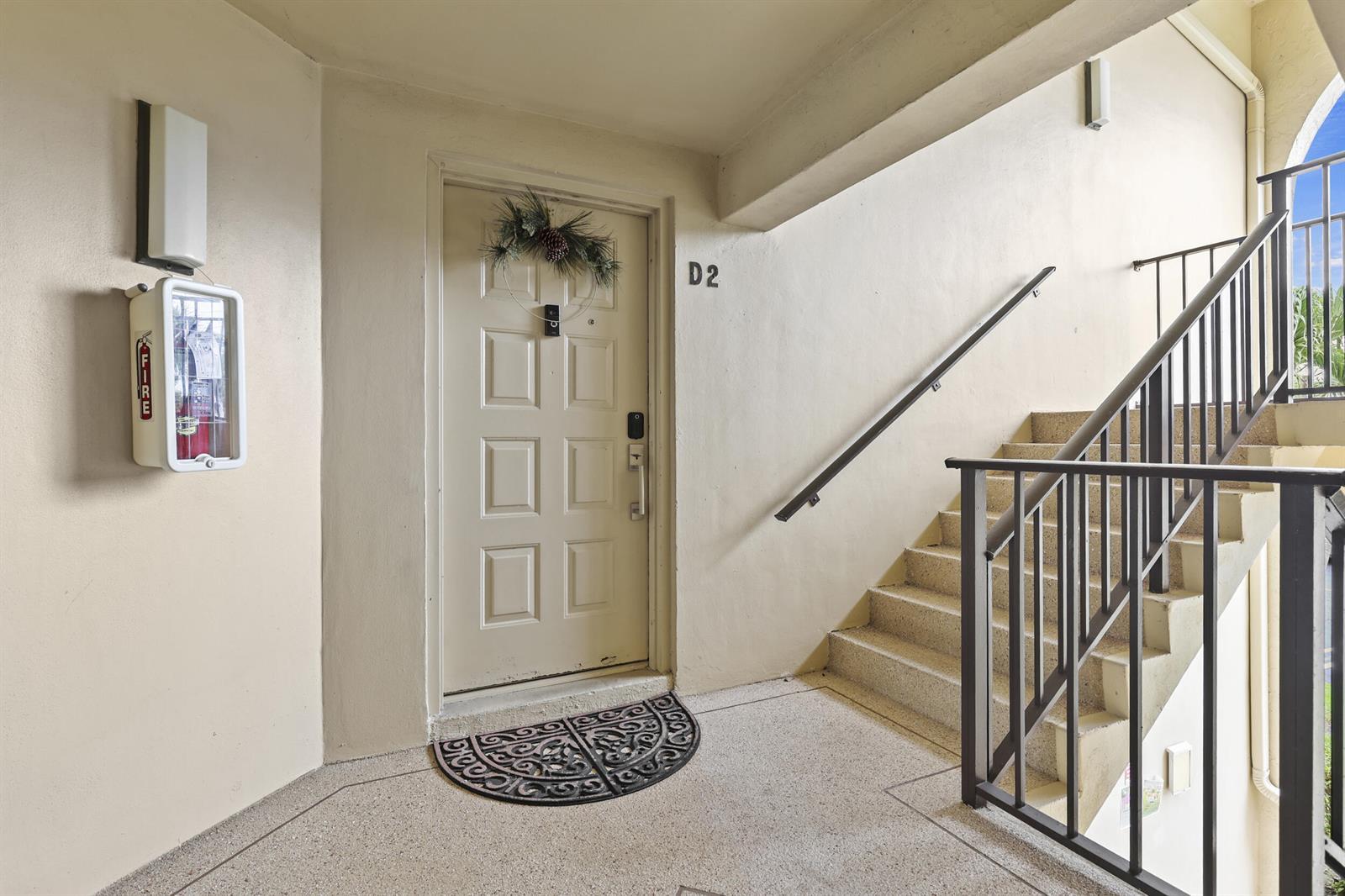 629 Sea Pine Way # D2, FL 33415