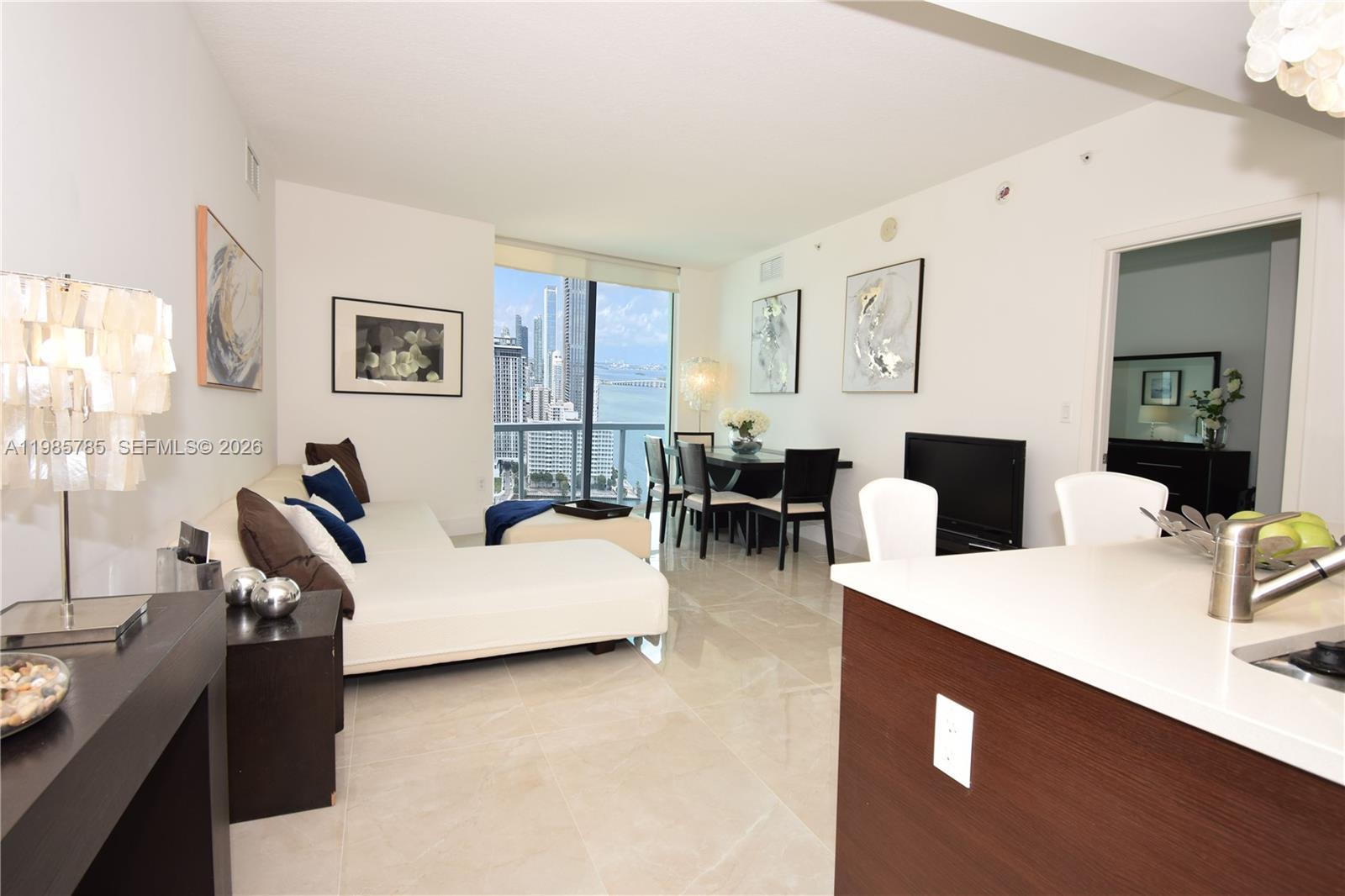 1900 N Bayshore Dr # 2804, Miami FL 33132 photo 2