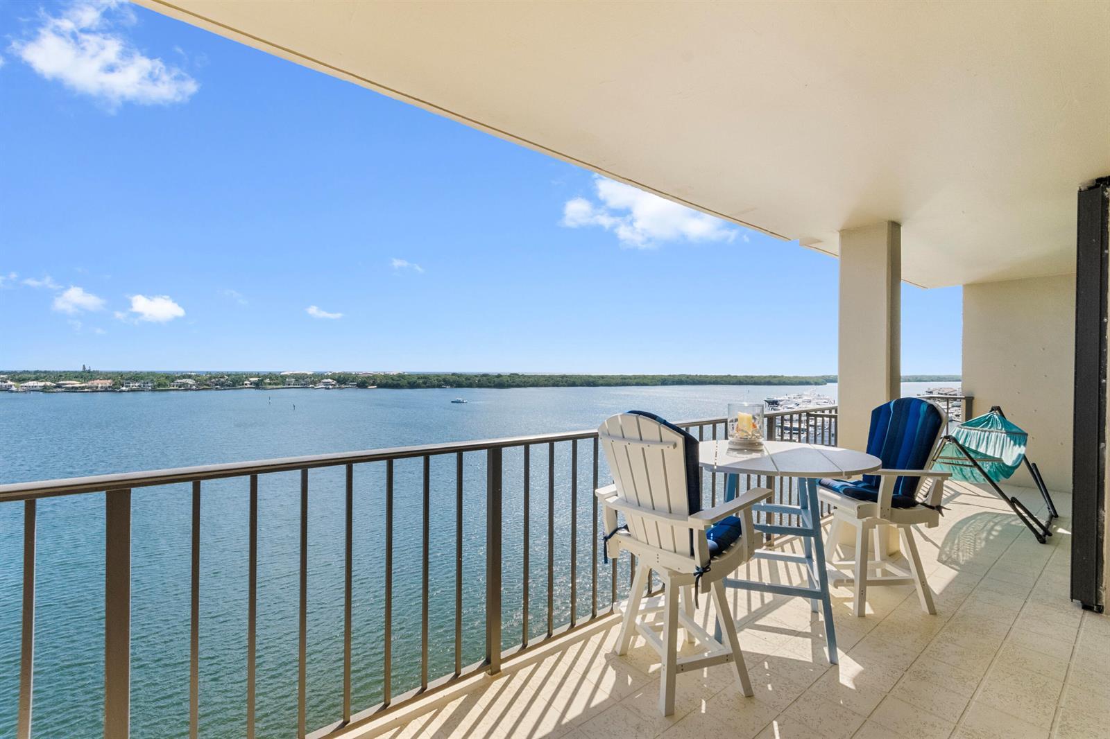 130 Lakeshore Drive # 923, North Palm Beach FL 33408