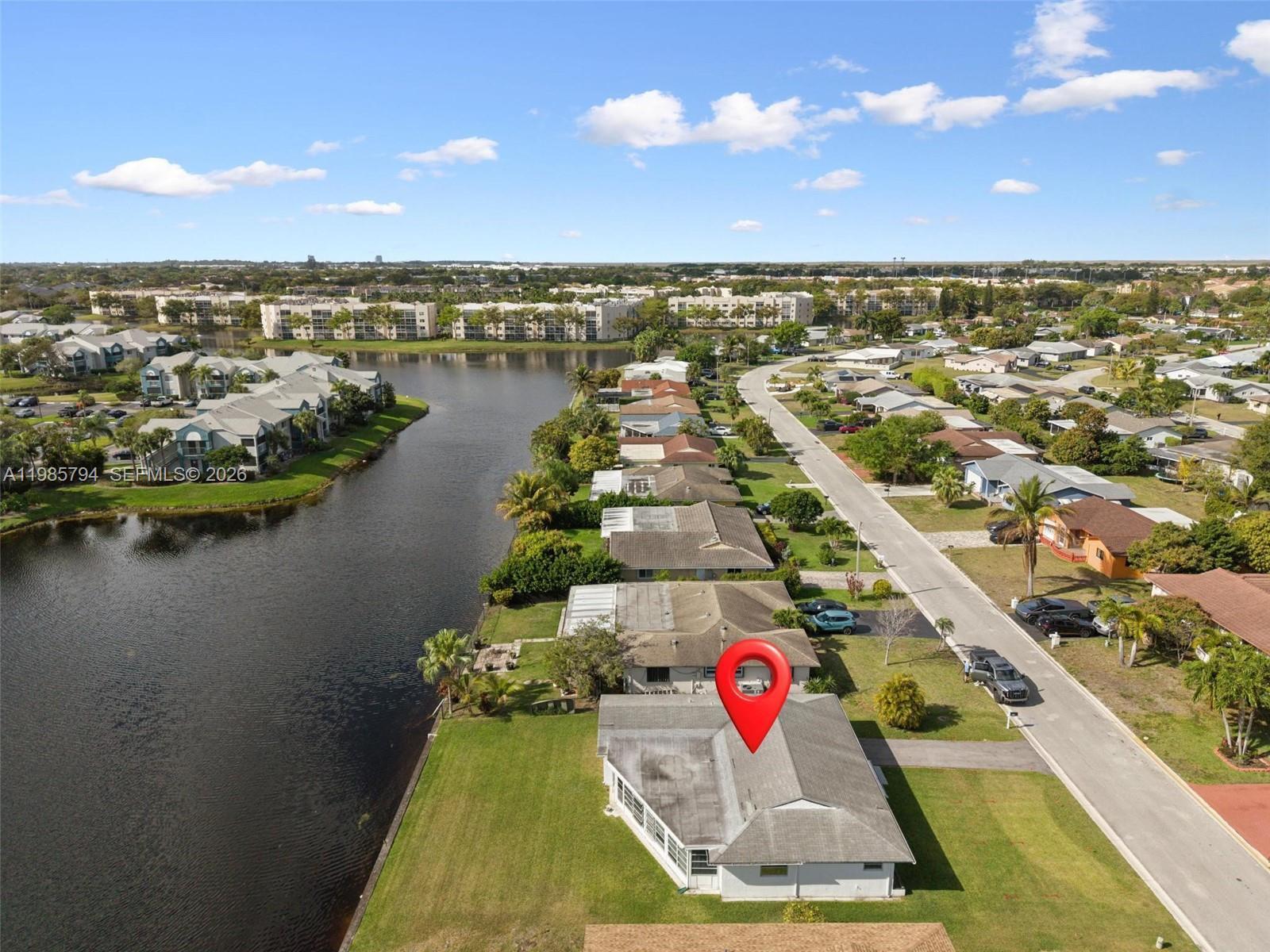 9306 NW 80th St, Tamarac FL 33321
