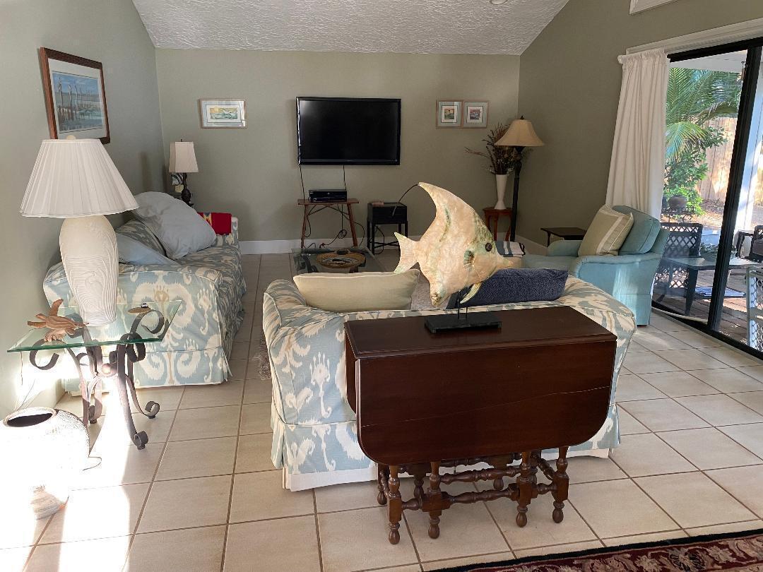837 Seminole Lane, Indian River Shores FL 32963 photo 2