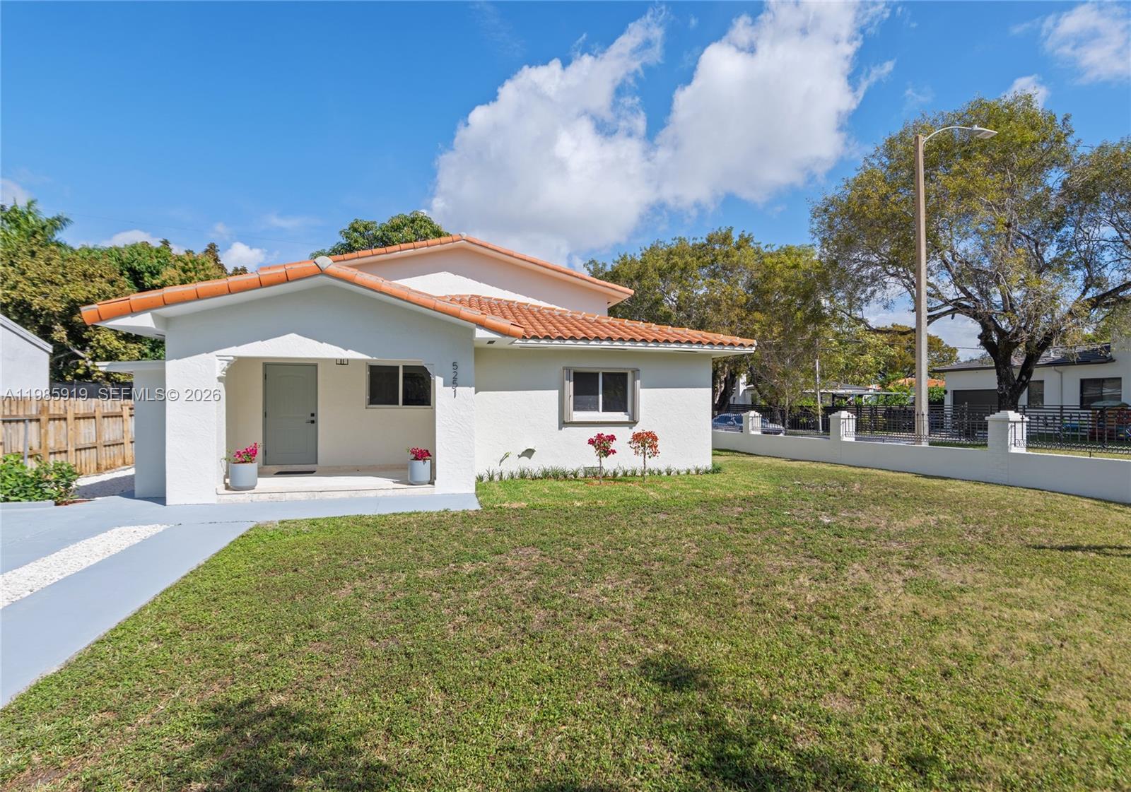5251 SW 6th St, Miami FL 33134 photo 4