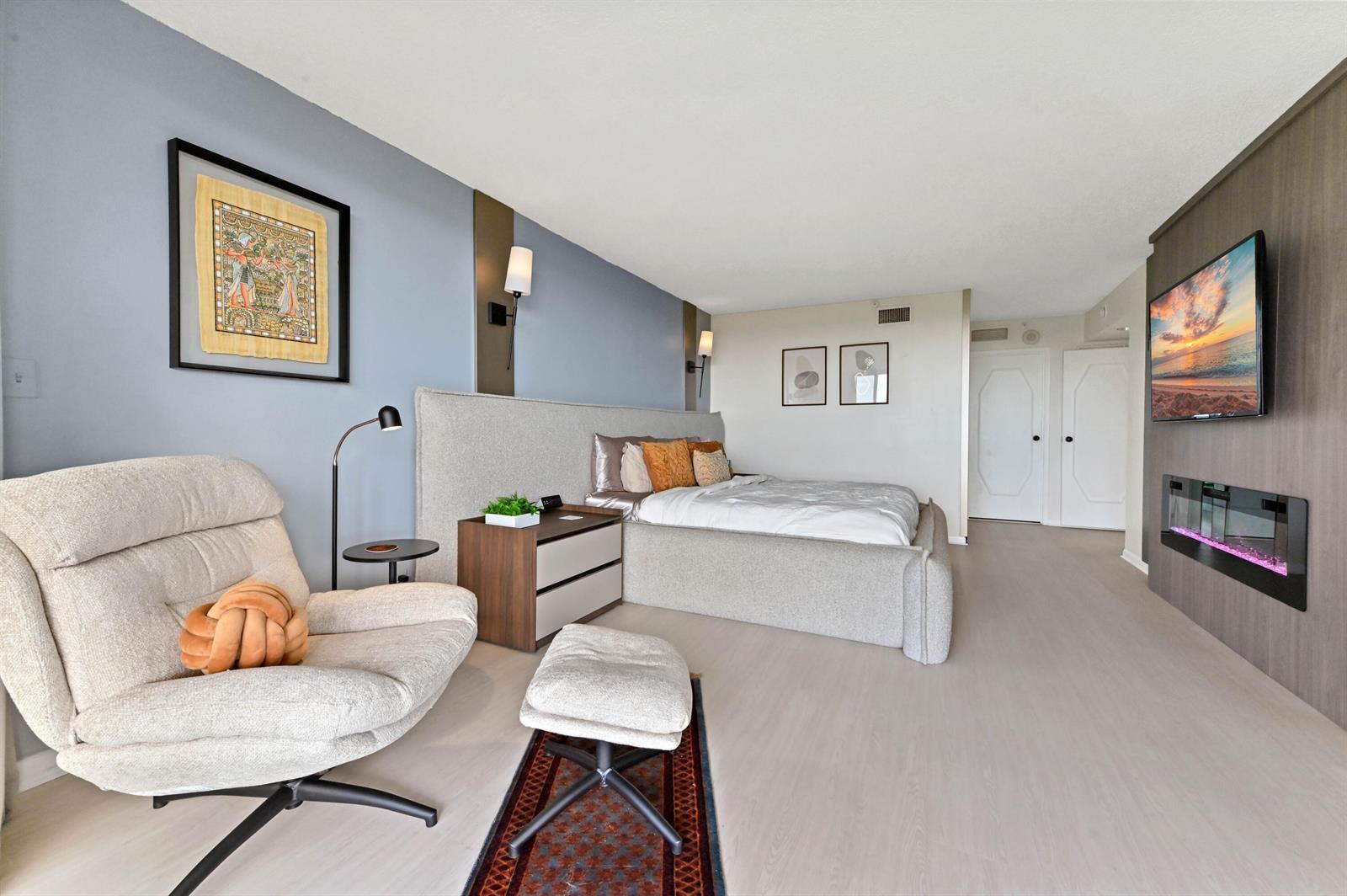 1900 Consulate Place # 1205, West Palm Beach FL 33401 photo 5