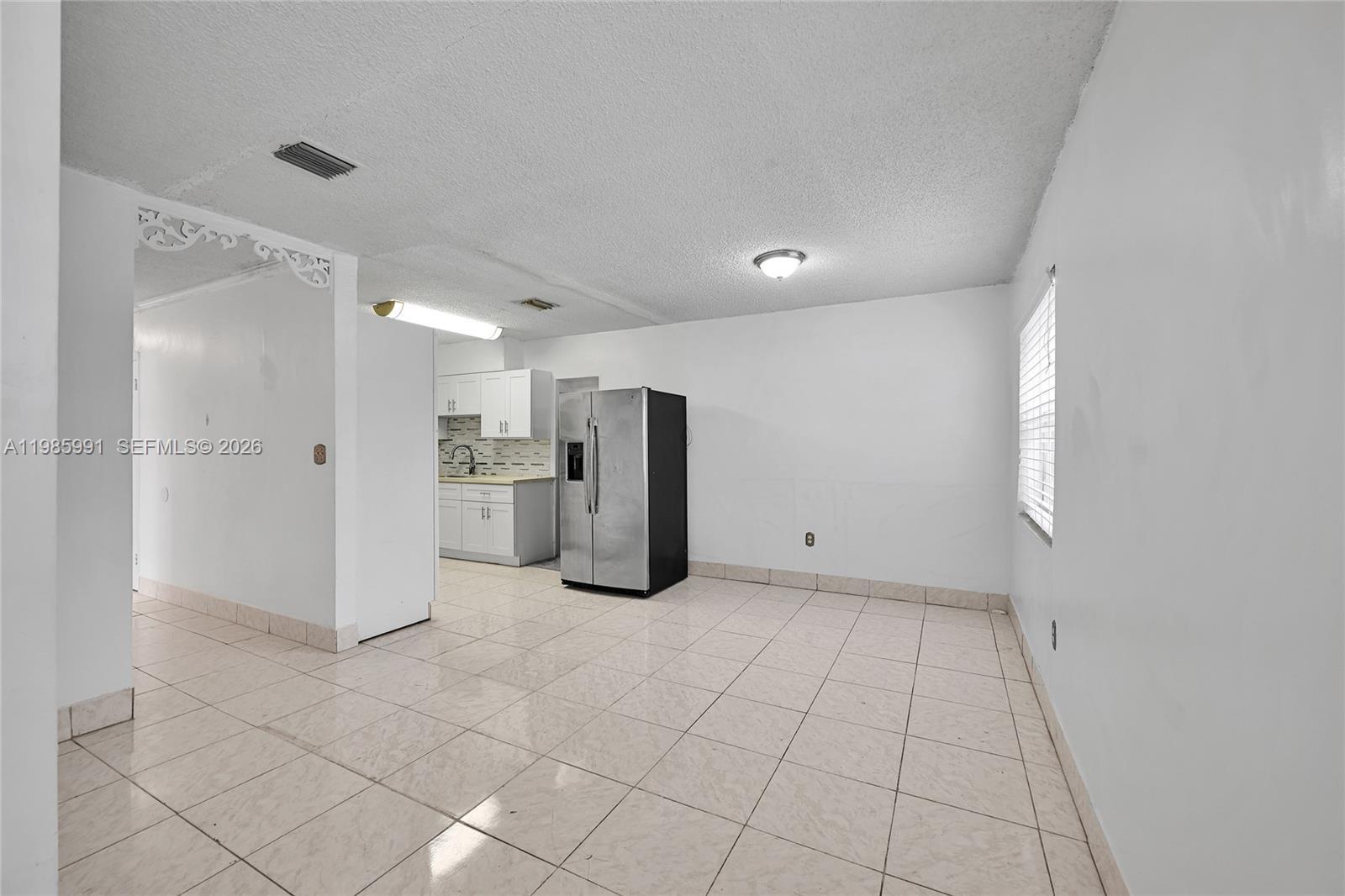 210 E 59th St, Hialeah FL 33013 photo 3