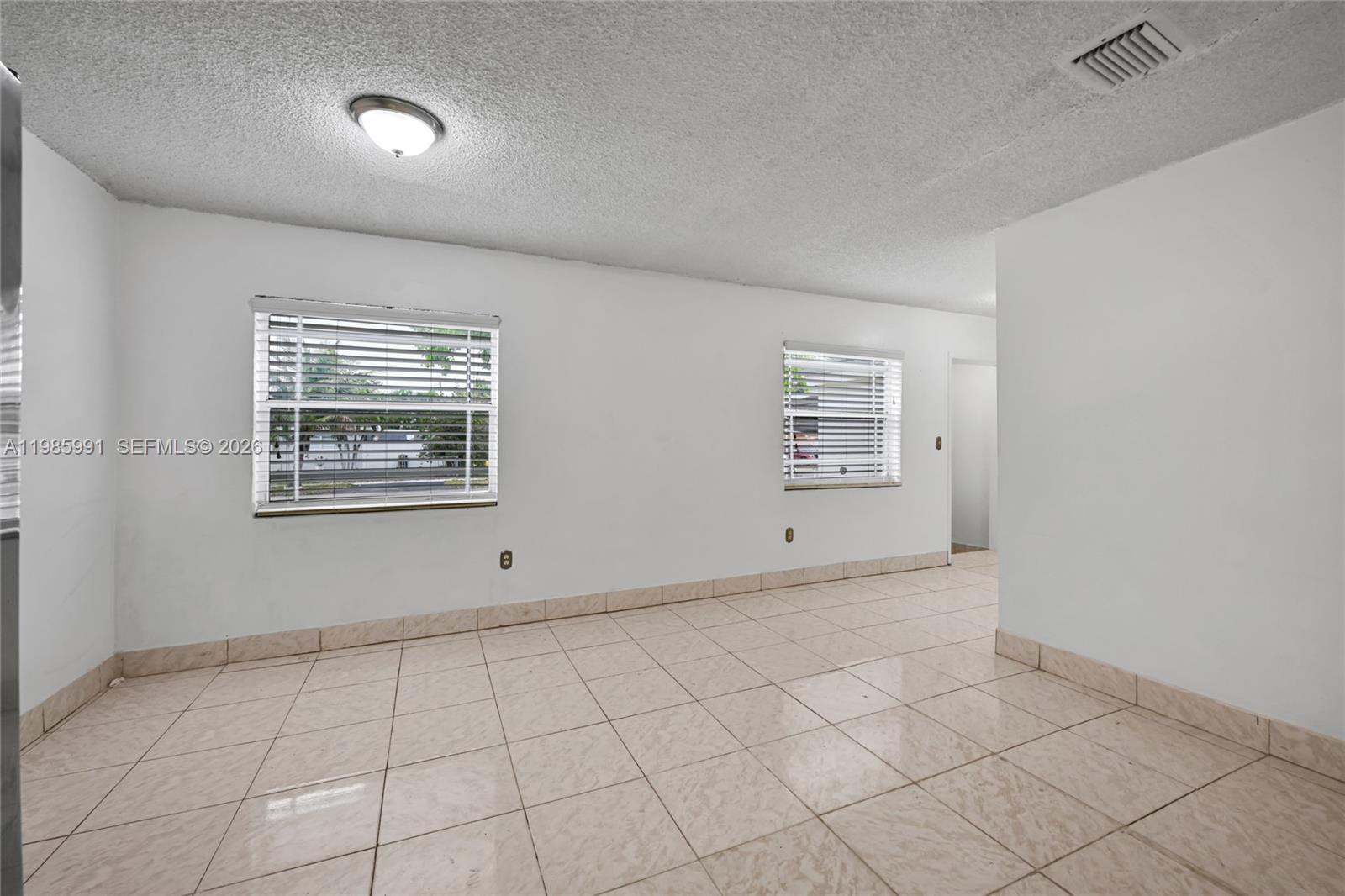 210 E 59th St, Hialeah FL 33013 photo 5