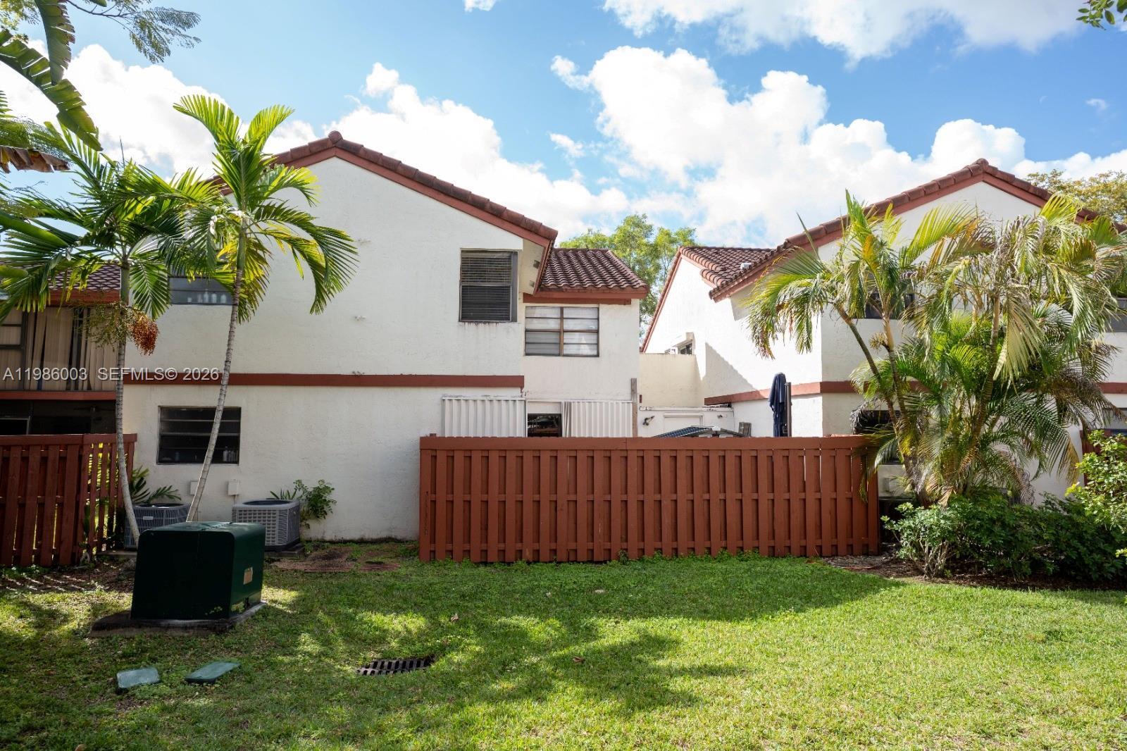 333 Ives Dairy Rd # A33306, Miami FL 33179 photo 3
