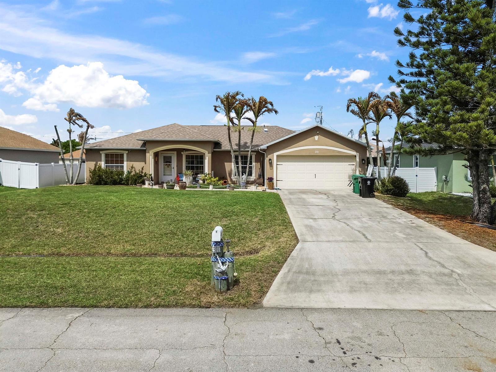 311 SW Dustin Avenue, Port St. Lucie FL 34953 photo 2